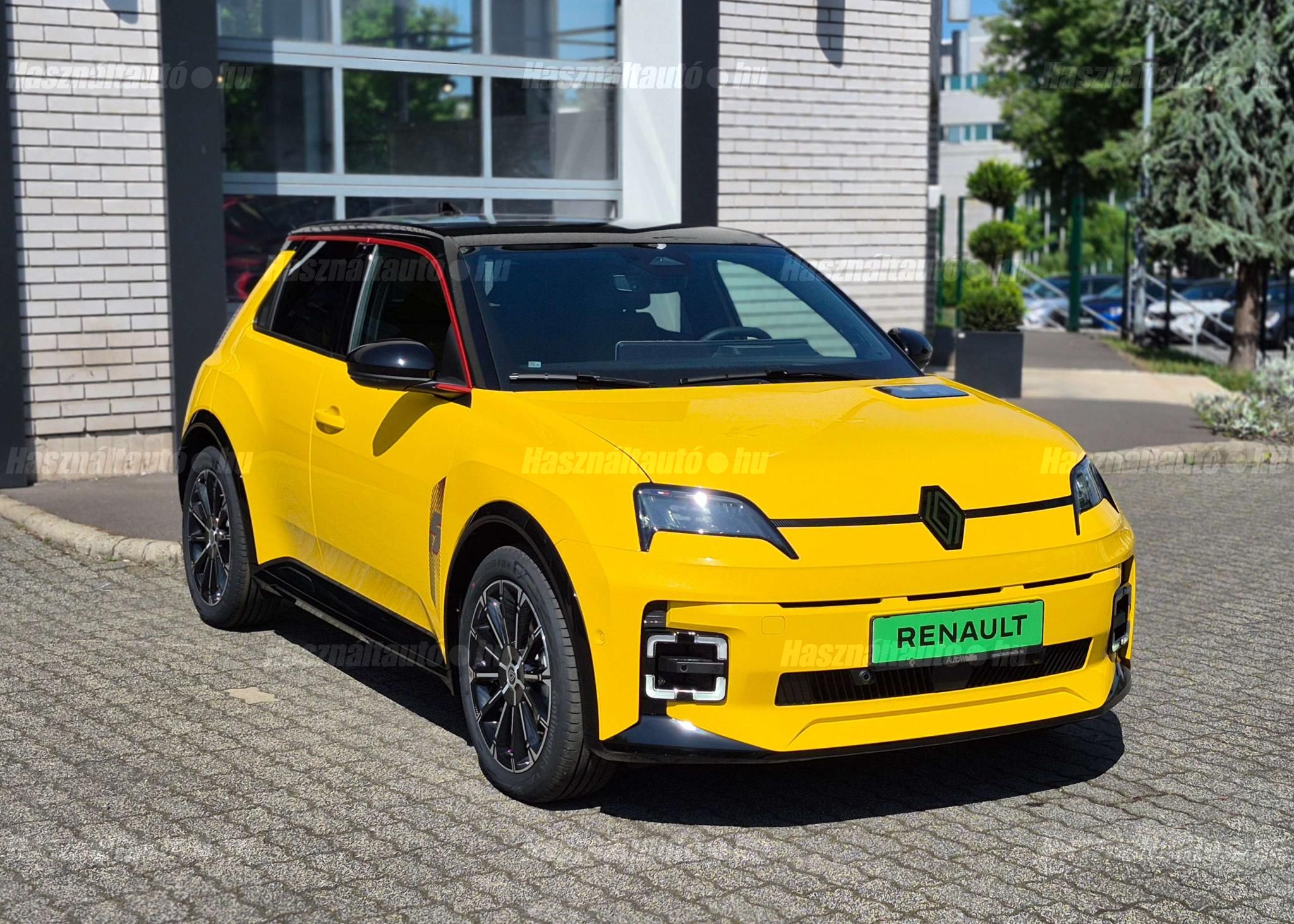 RENAULT R 5 2025/4 - 1