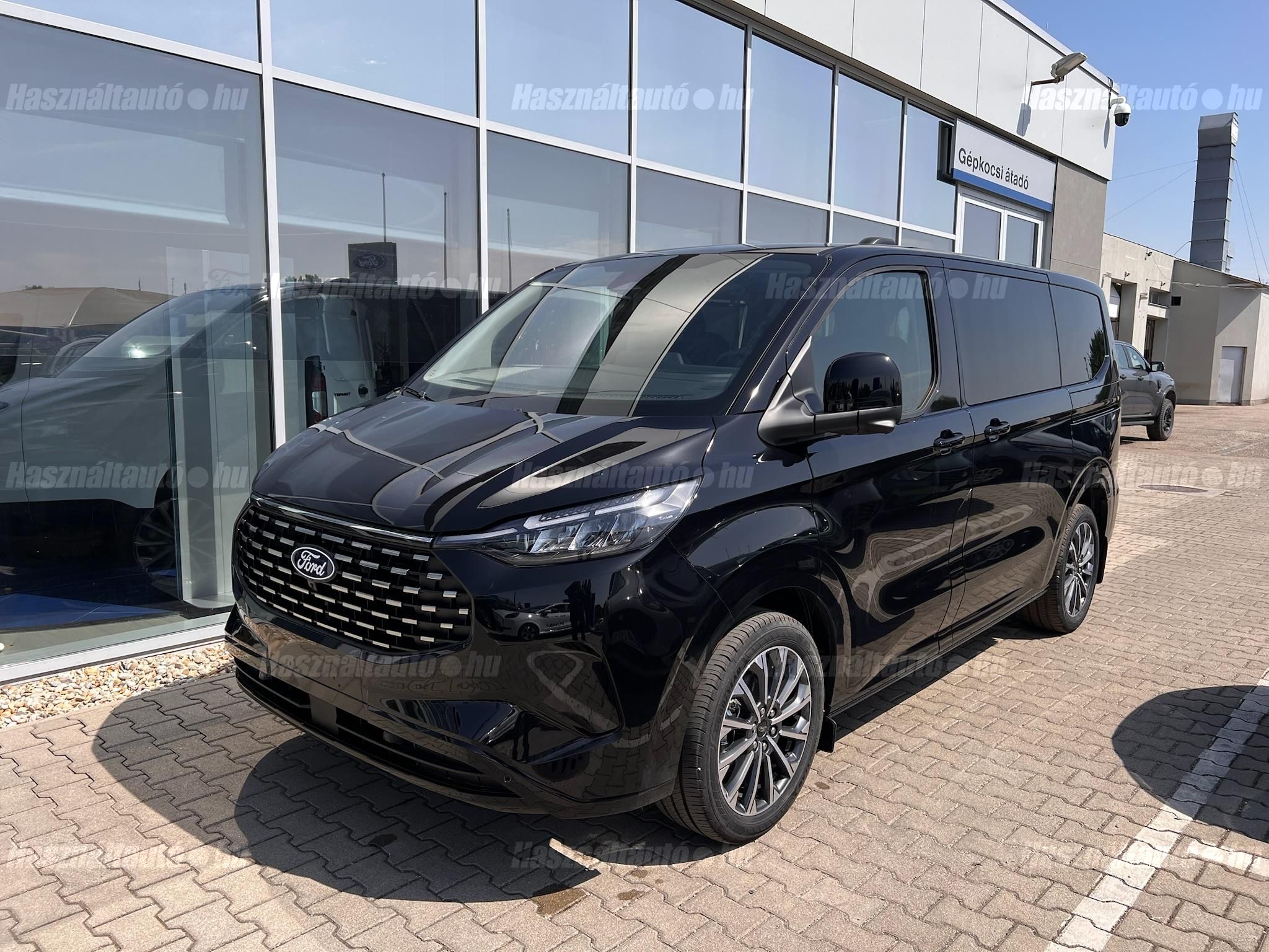 FORD TOURNEO 2026 - 1