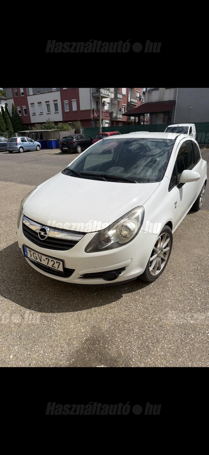 OPEL CORSA D 2010/6 - 1