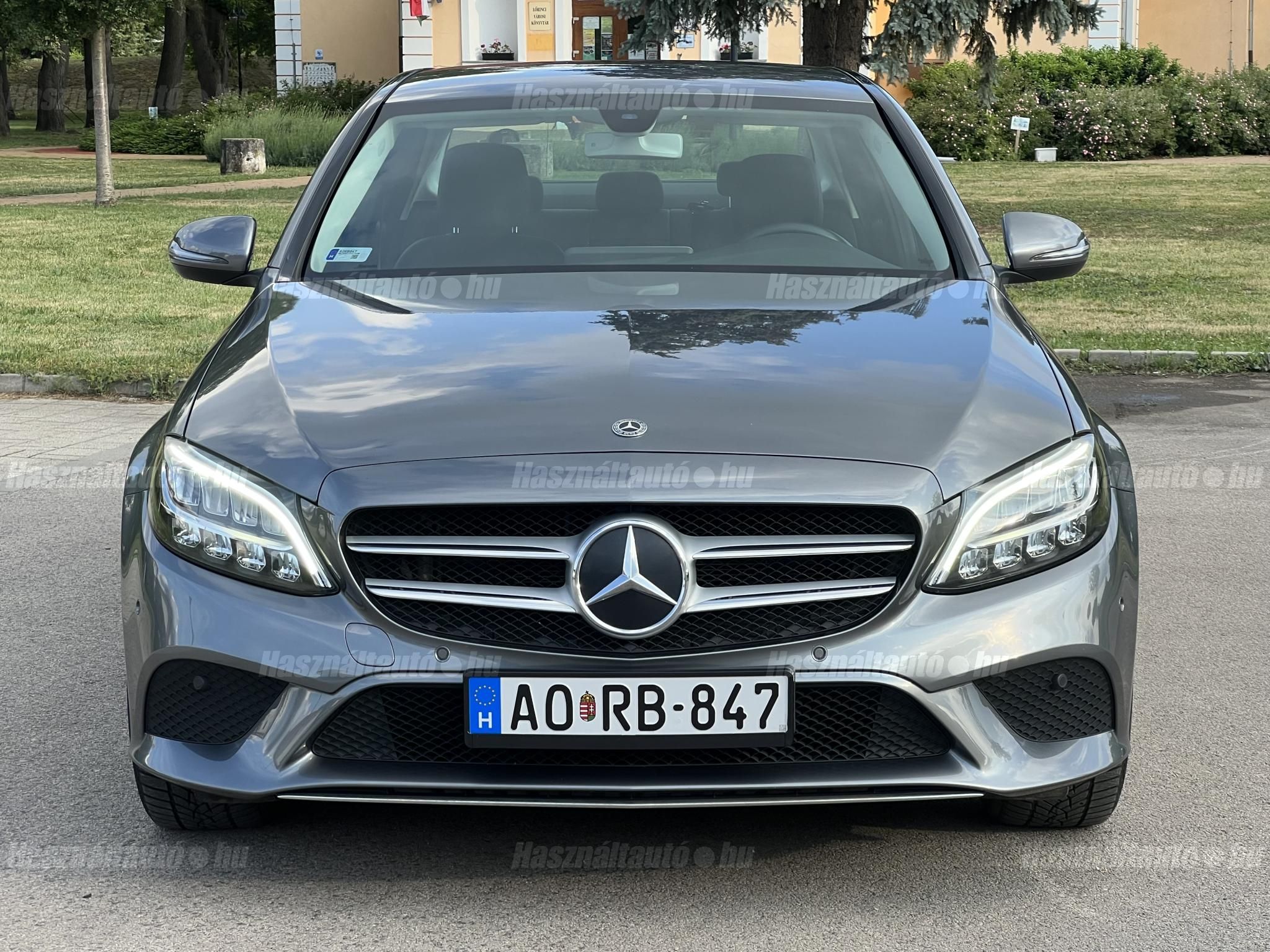 MERCEDES-BENZ C 180 2020/9 - 1