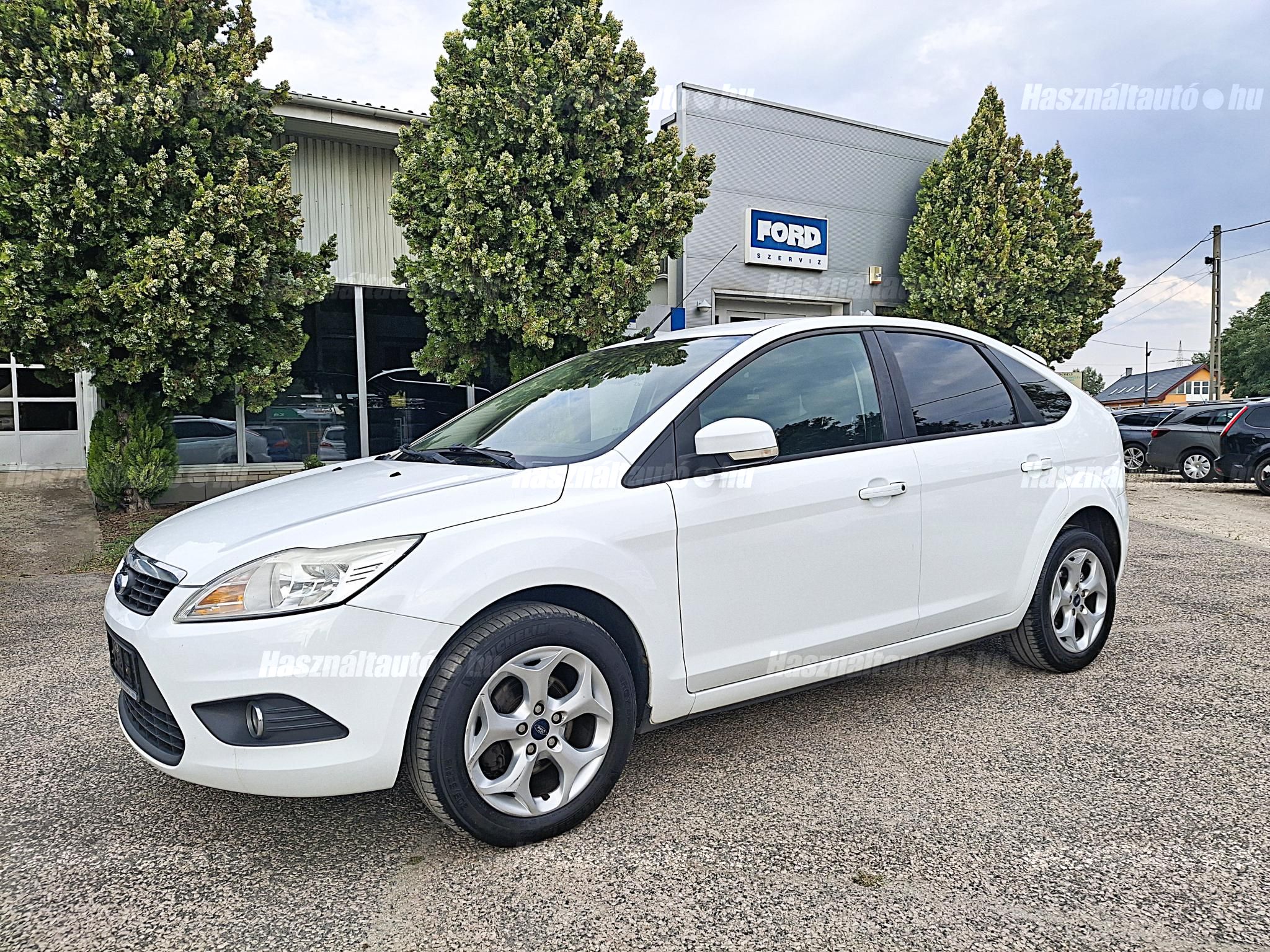 FORD FOCUS 2010/10 - 1
