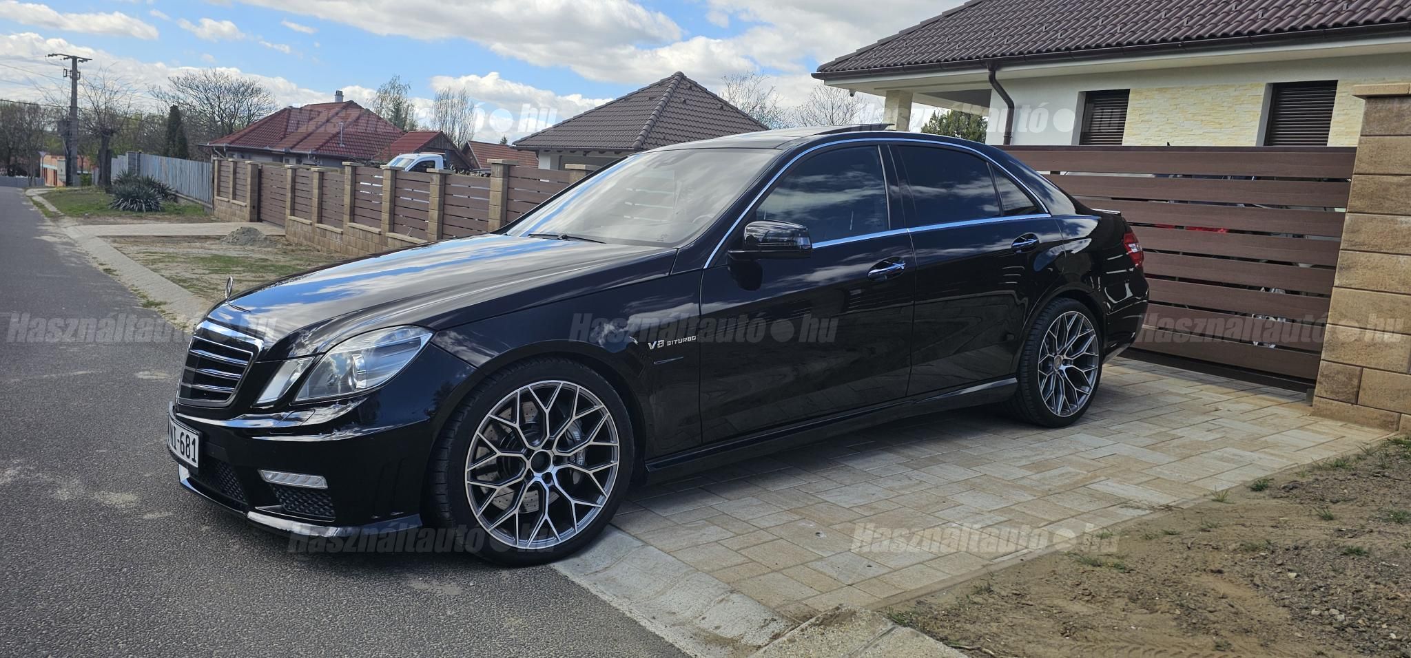 MERCEDES-AMG E 63 2012/5 - 1