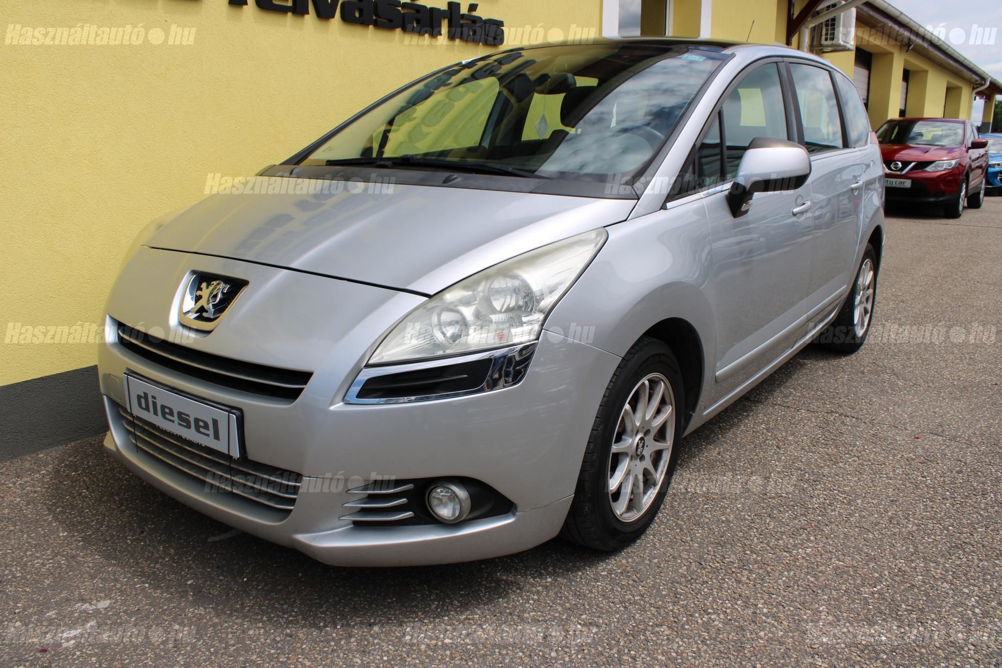 PEUGEOT 5008 2011/4 - 1