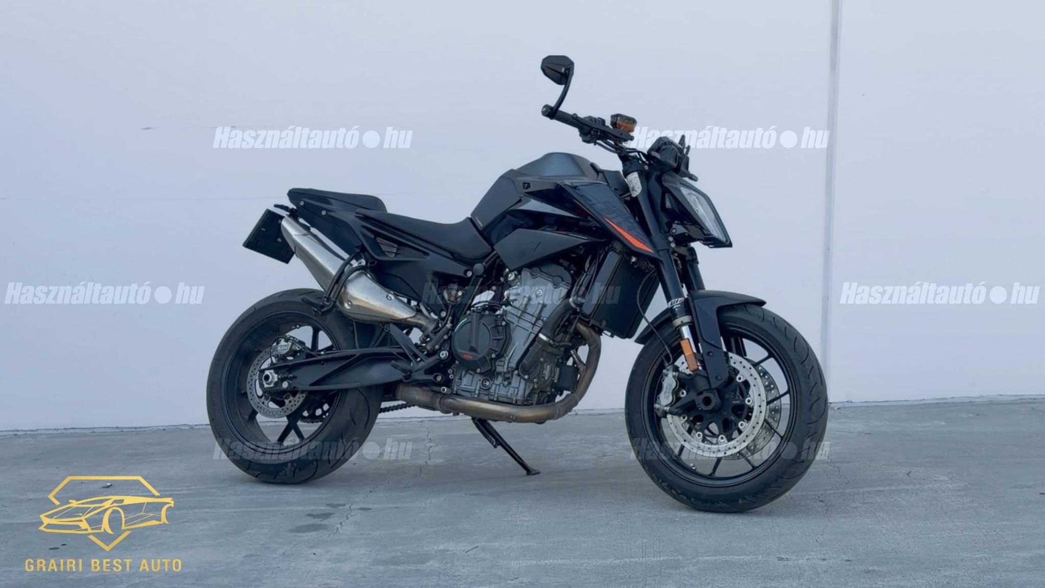 KTM 890 DUKE 2021 - 1