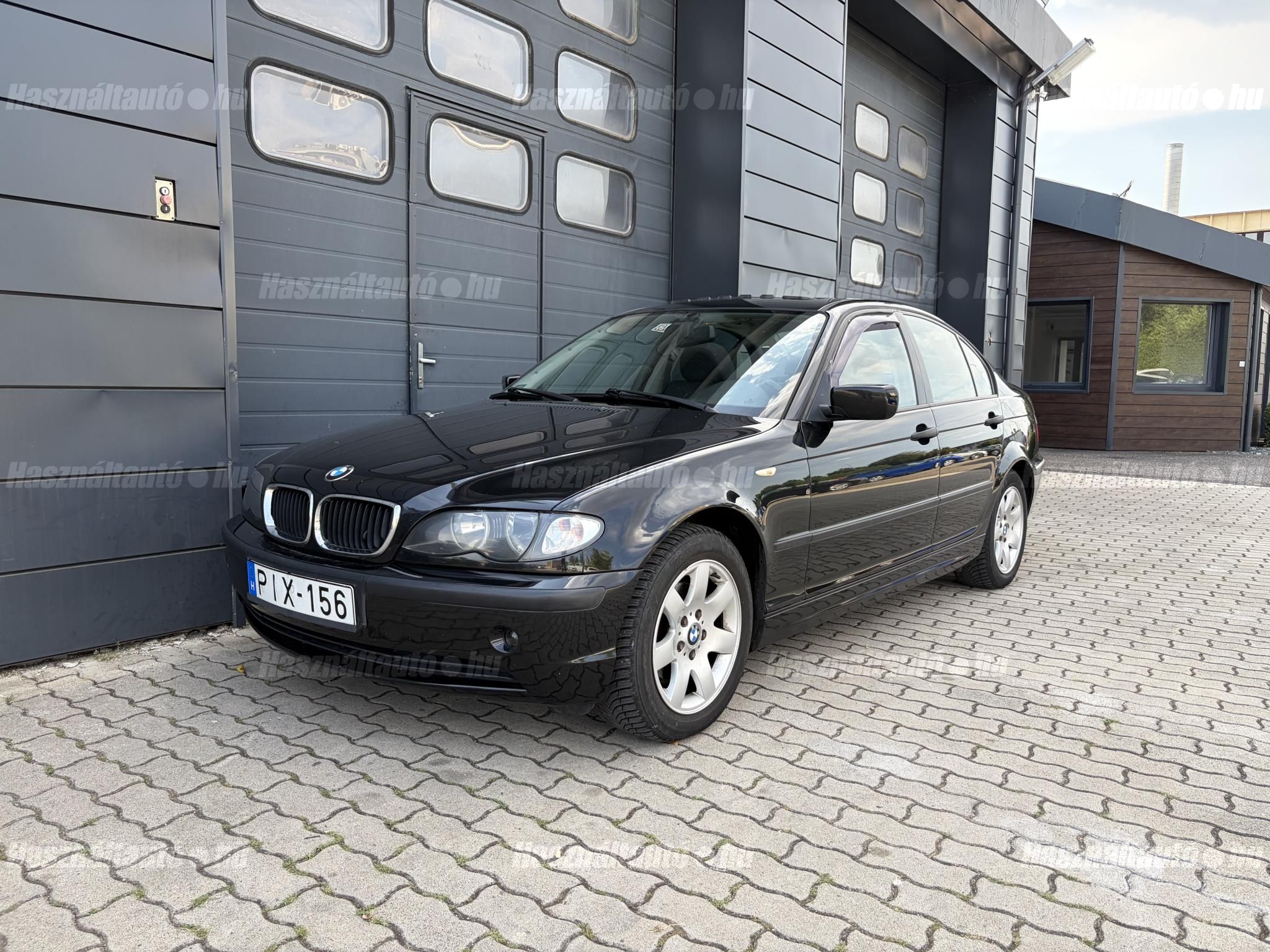 BMW 318 2005/3 - 1