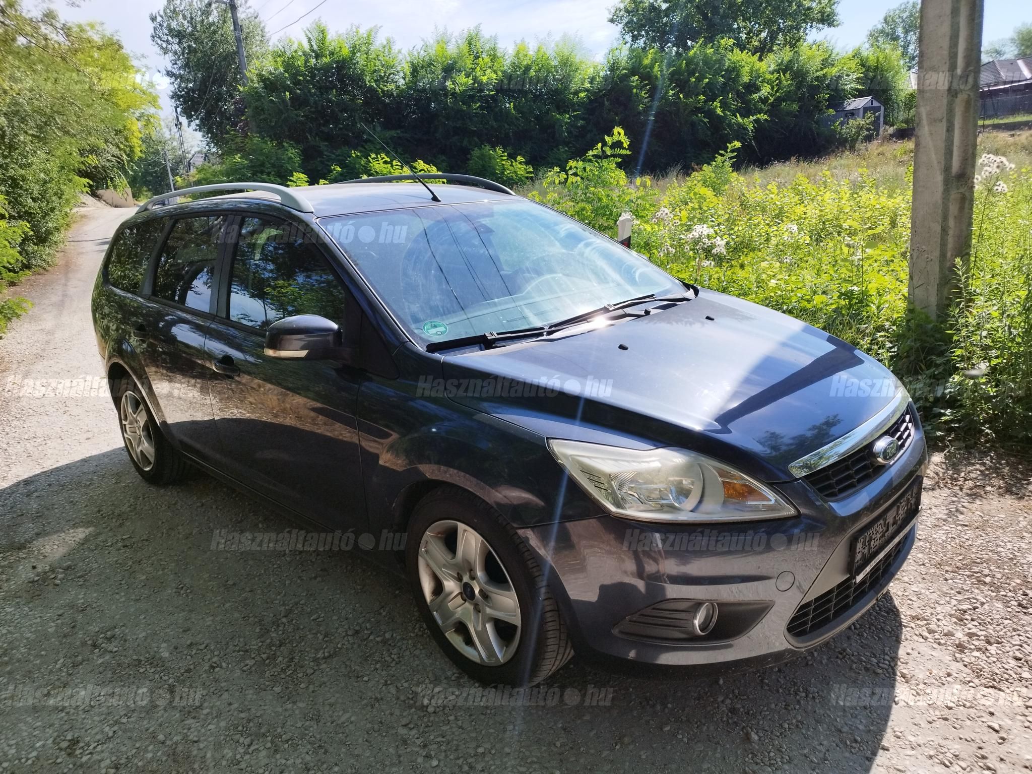 FORD FOCUS 2009/8 - 1