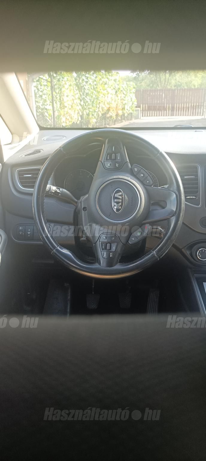 KIA CARENS 2013 - 1
