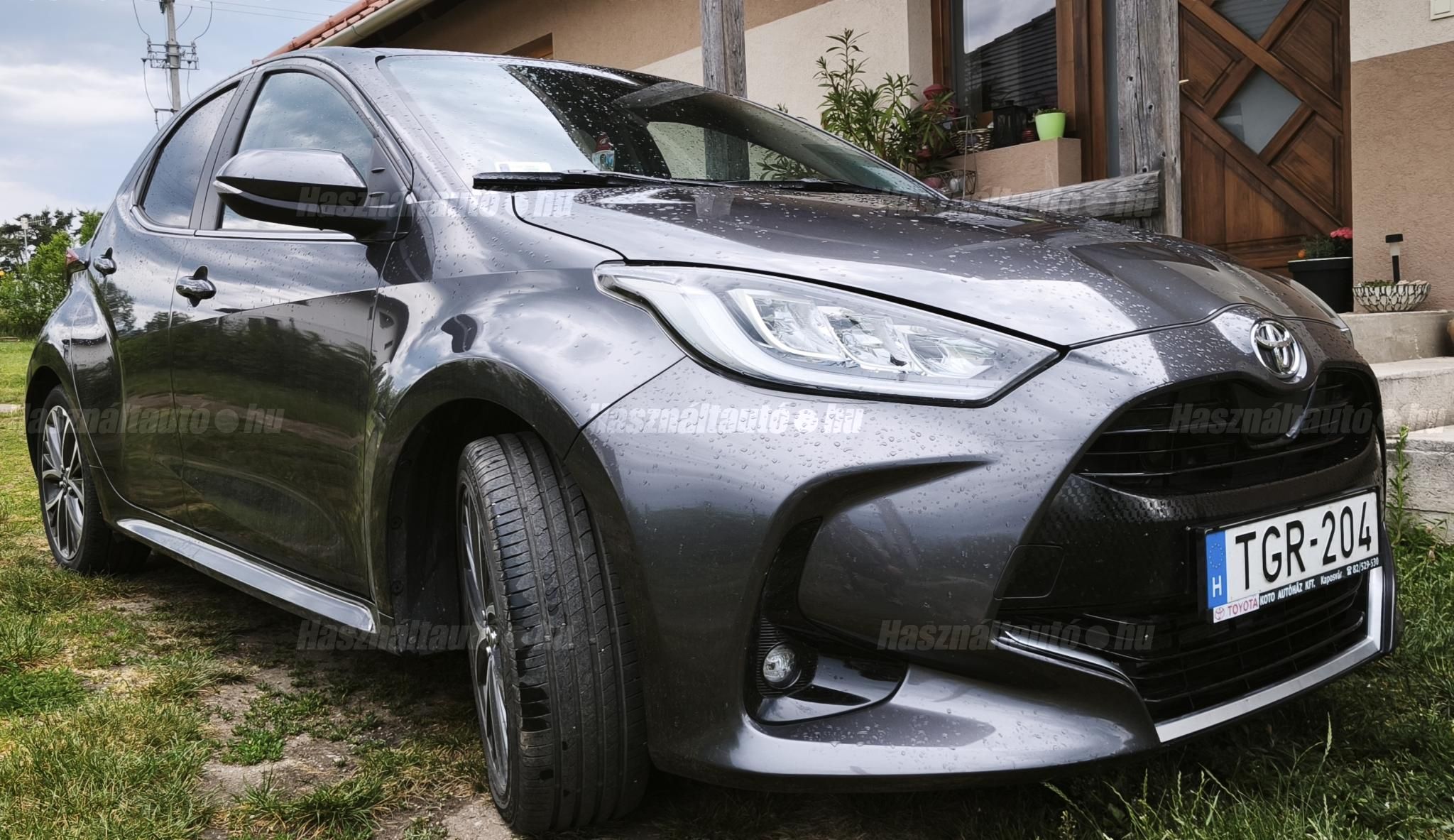 TOYOTA YARIS 2022/4 - 1