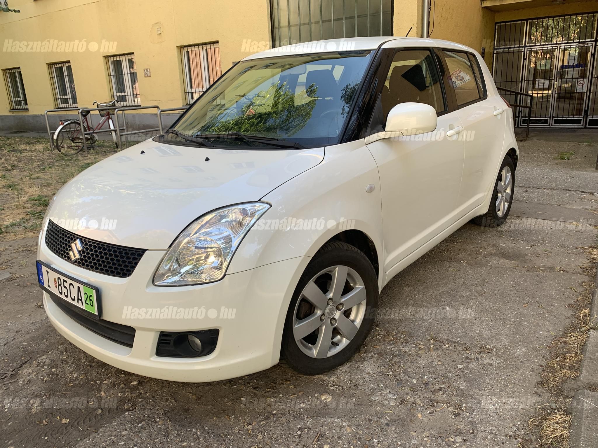 SUZUKI SWIFT 2009/2 - 1