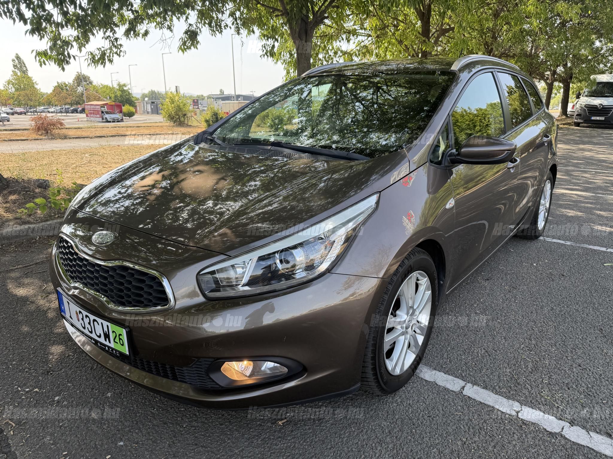 KIA CEE'D 2013/10 - 1