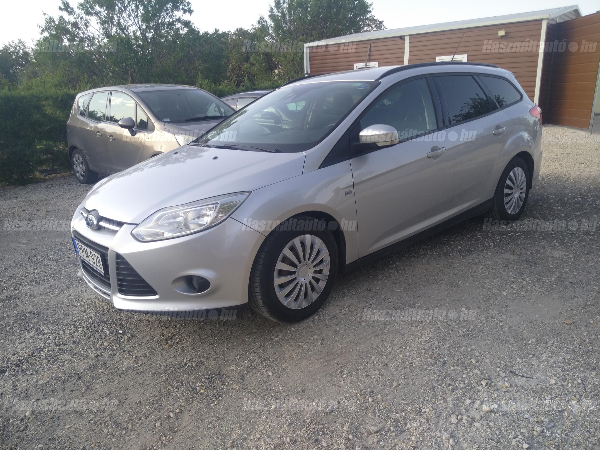 FORD FOCUS 2013/12 - 1