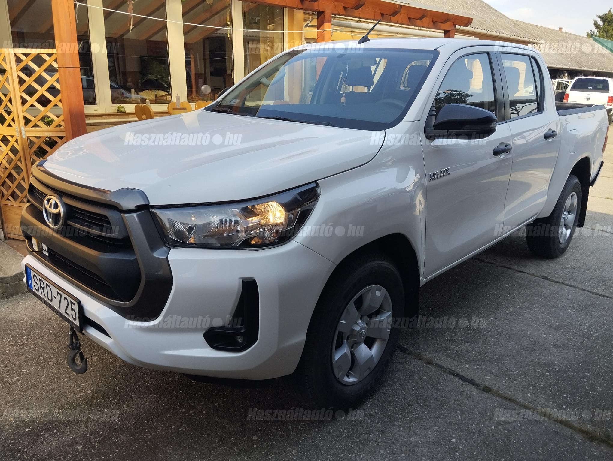 TOYOTA HILUX 2021/5 - 1