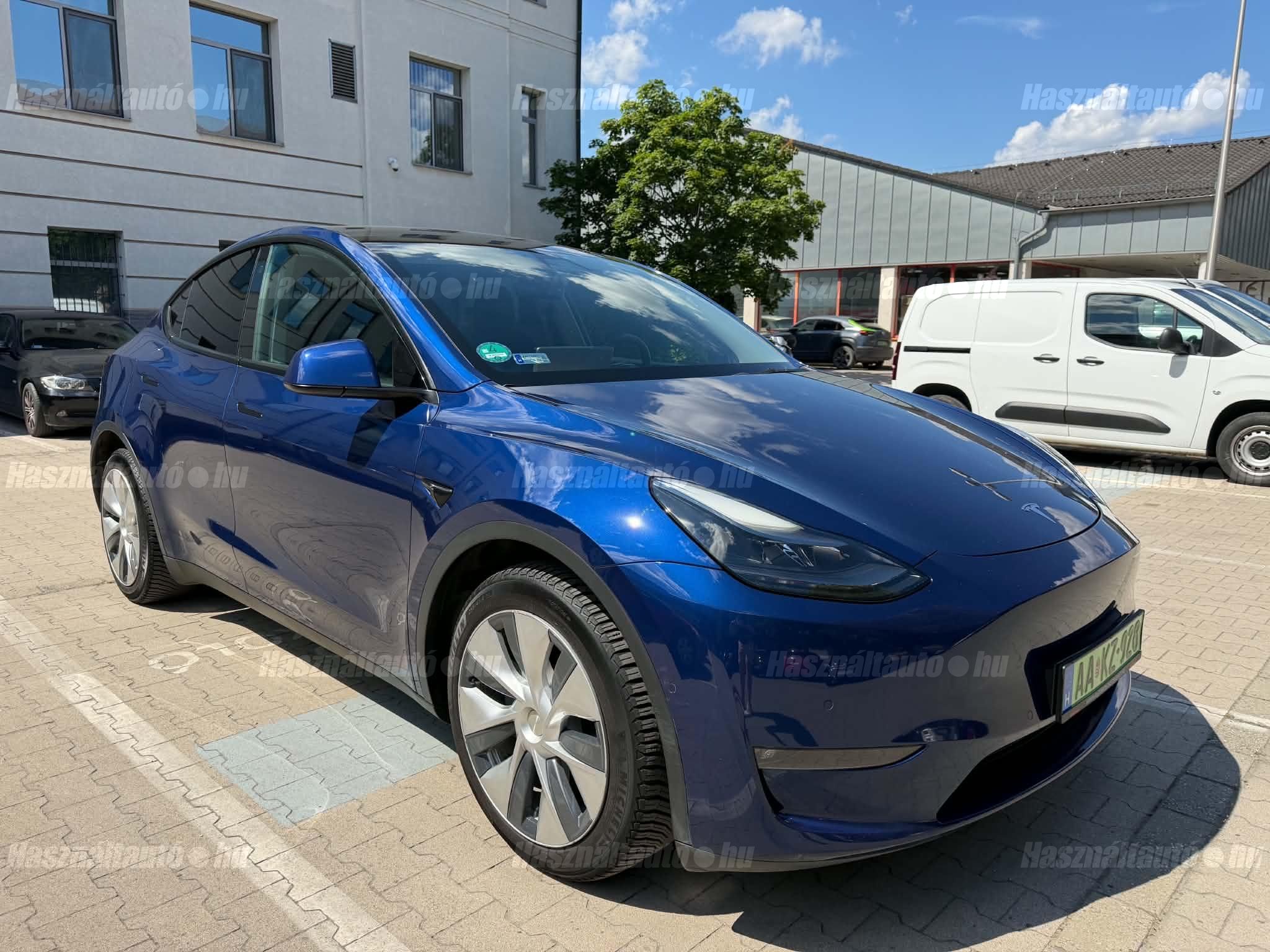 TESLA MODEL Y 2022/3 - 1