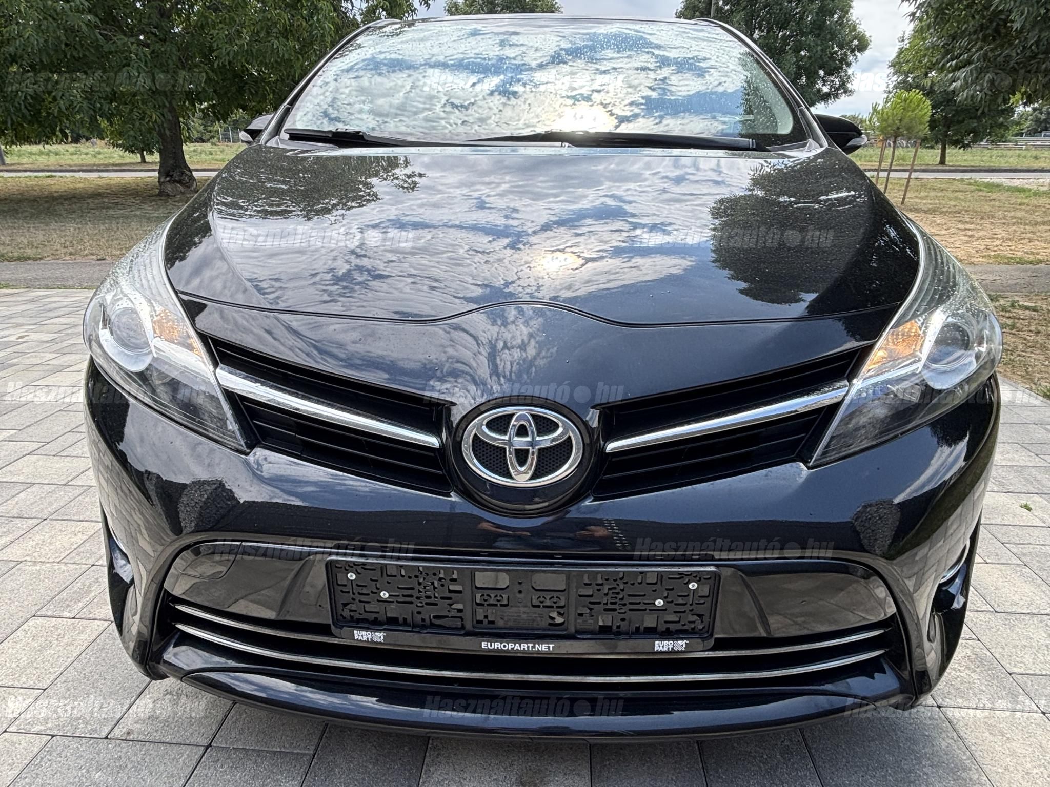 TOYOTA VERSO 2014/10 - 1