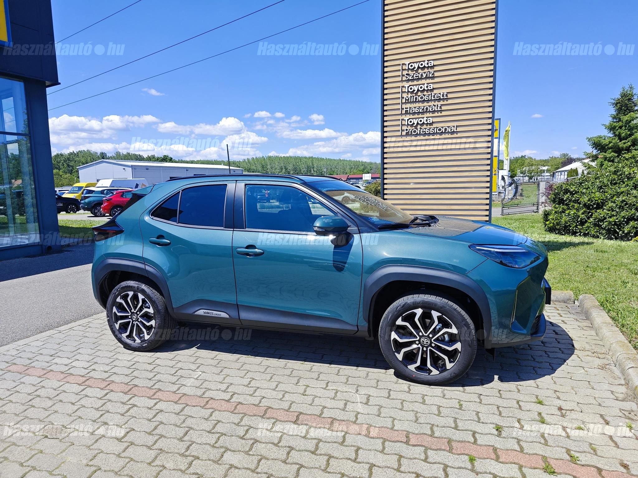 TOYOTA YARIS CROSS 2026 - 1