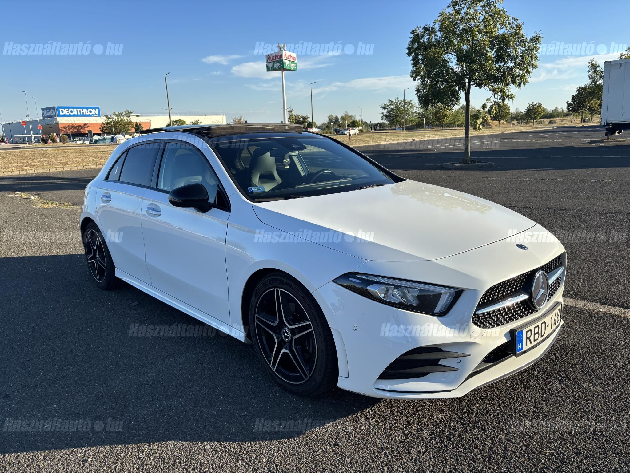 MERCEDES-BENZ A 200 2018/9 - 1