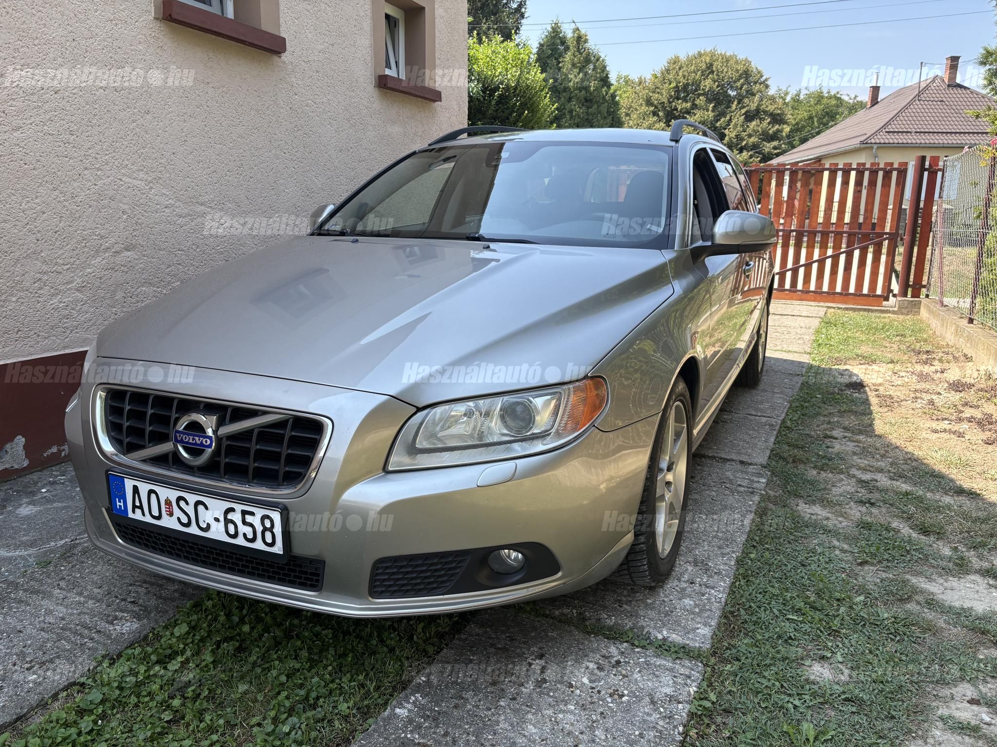 VOLVO V70 2013/1 - 1