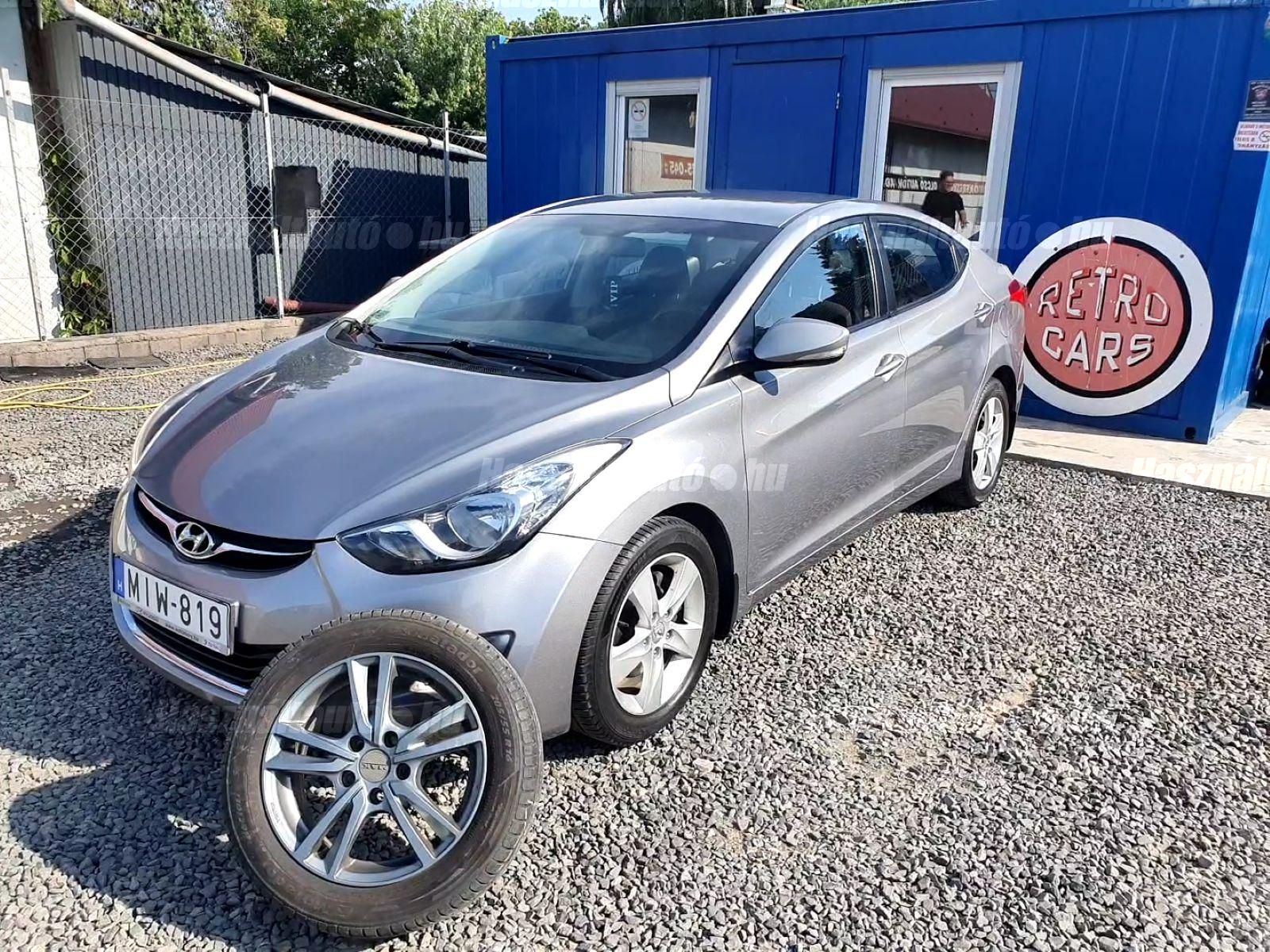 HYUNDAI ELANTRA 2013/3 - 1