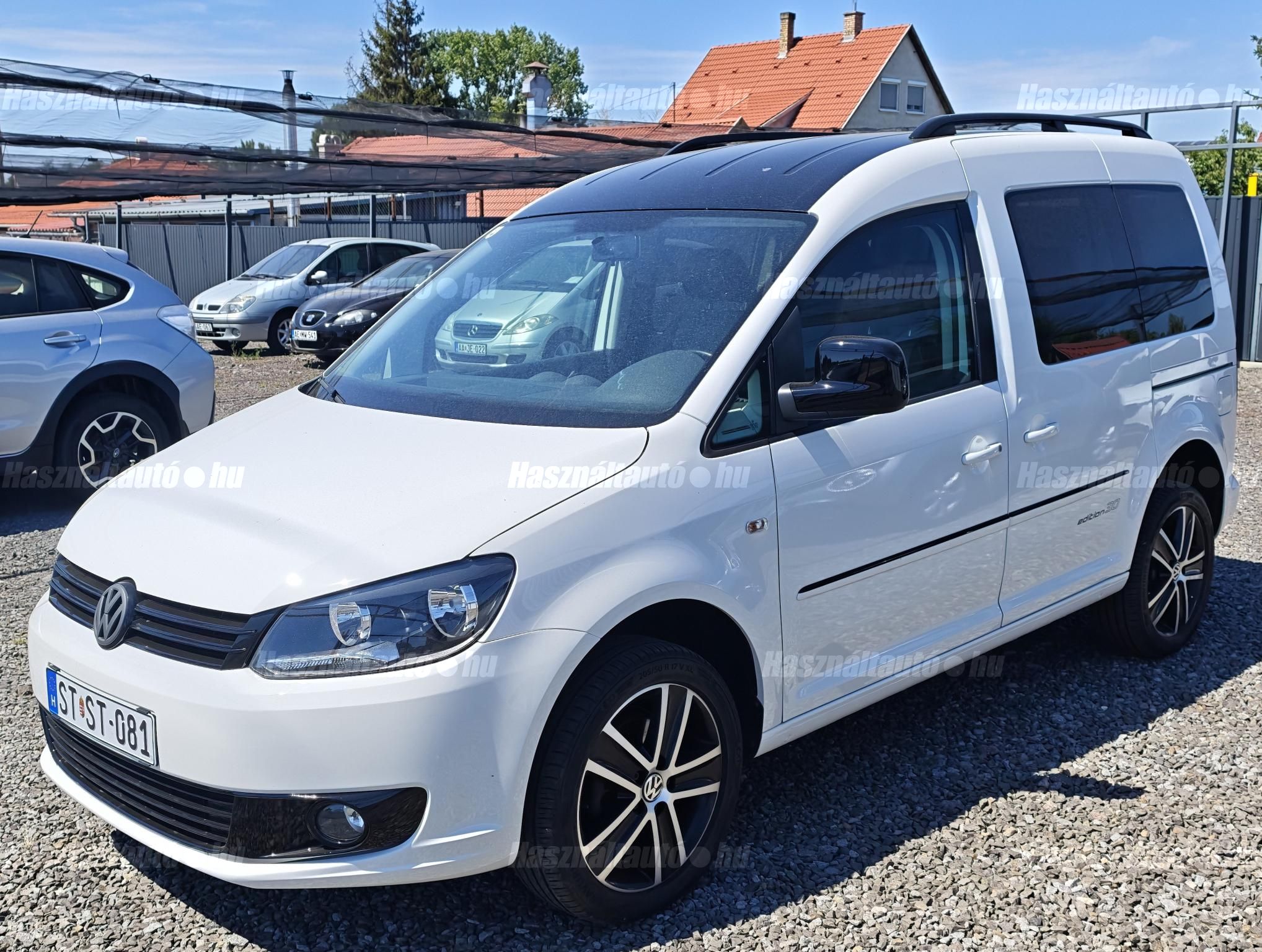 VOLKSWAGEN CADDY 2013 - 1