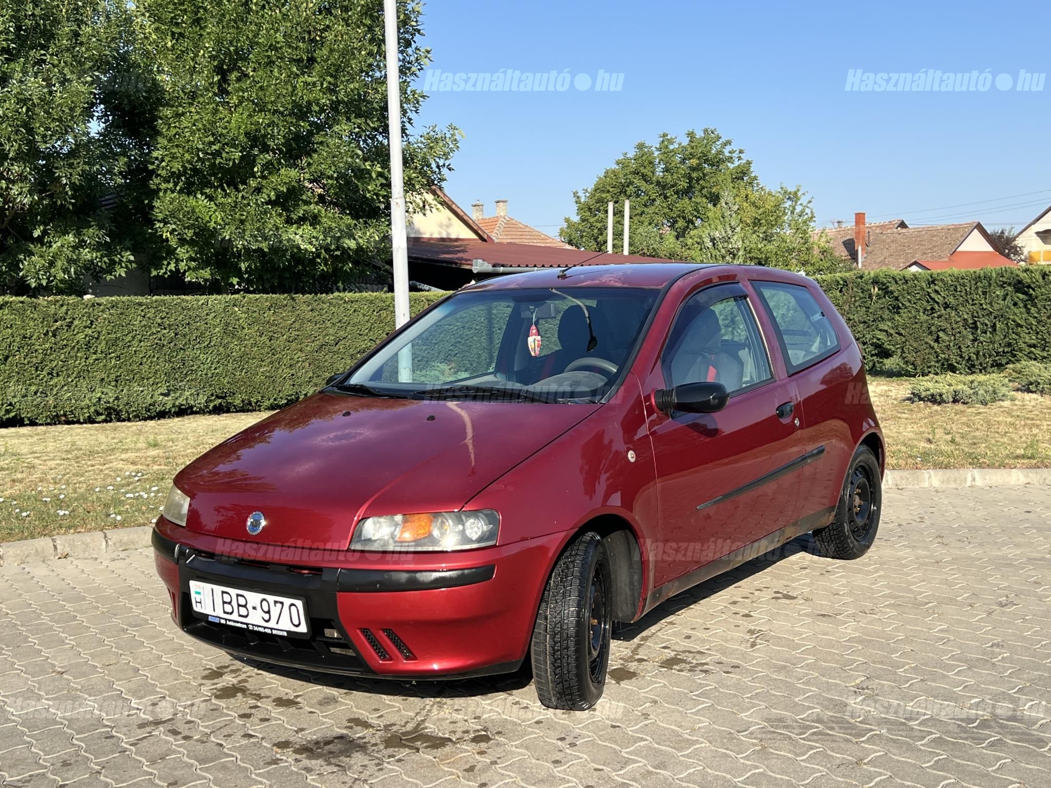 FIAT PUNTO 2002 - 1