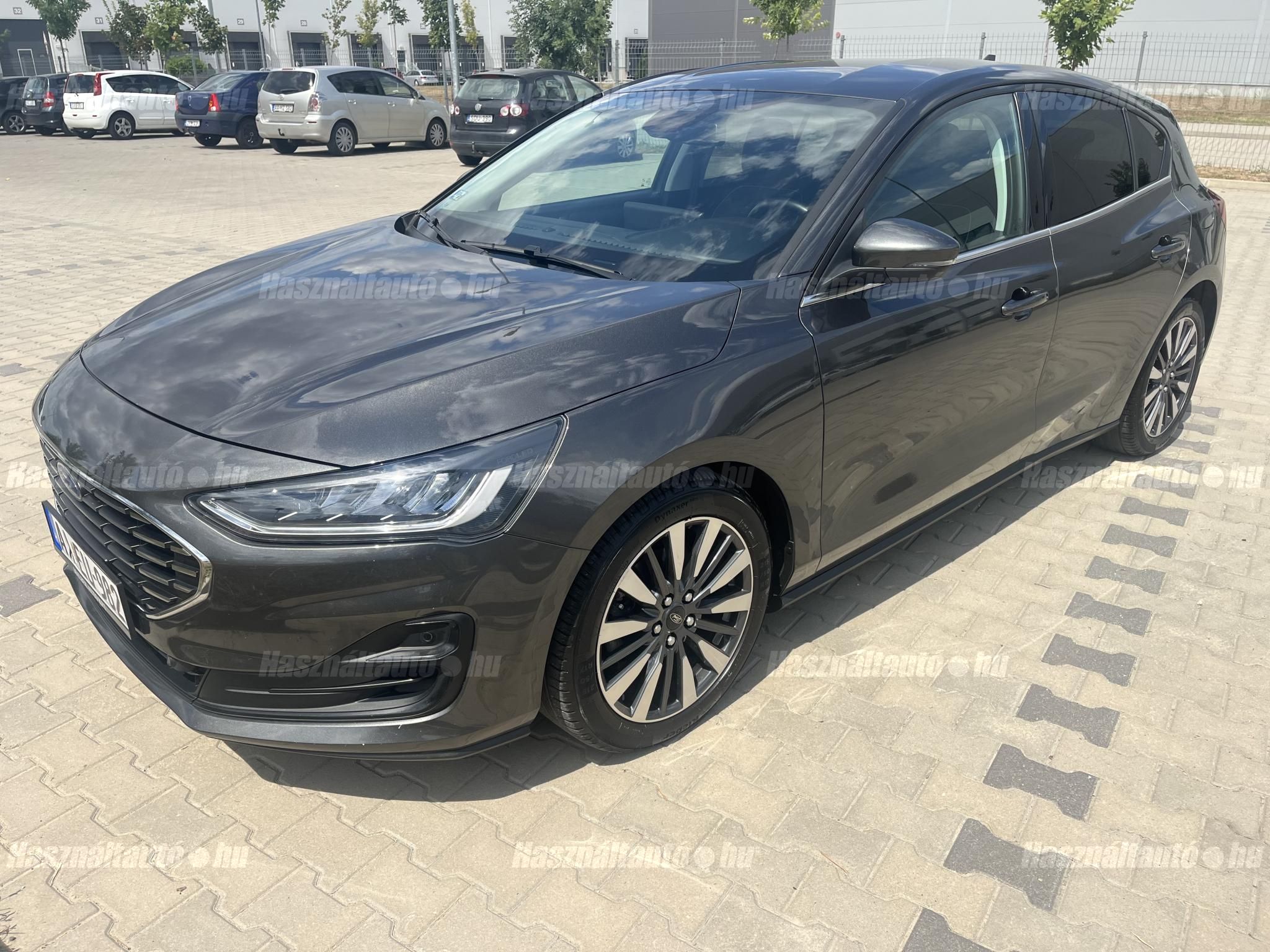 FORD FOCUS 2022/10 - 1