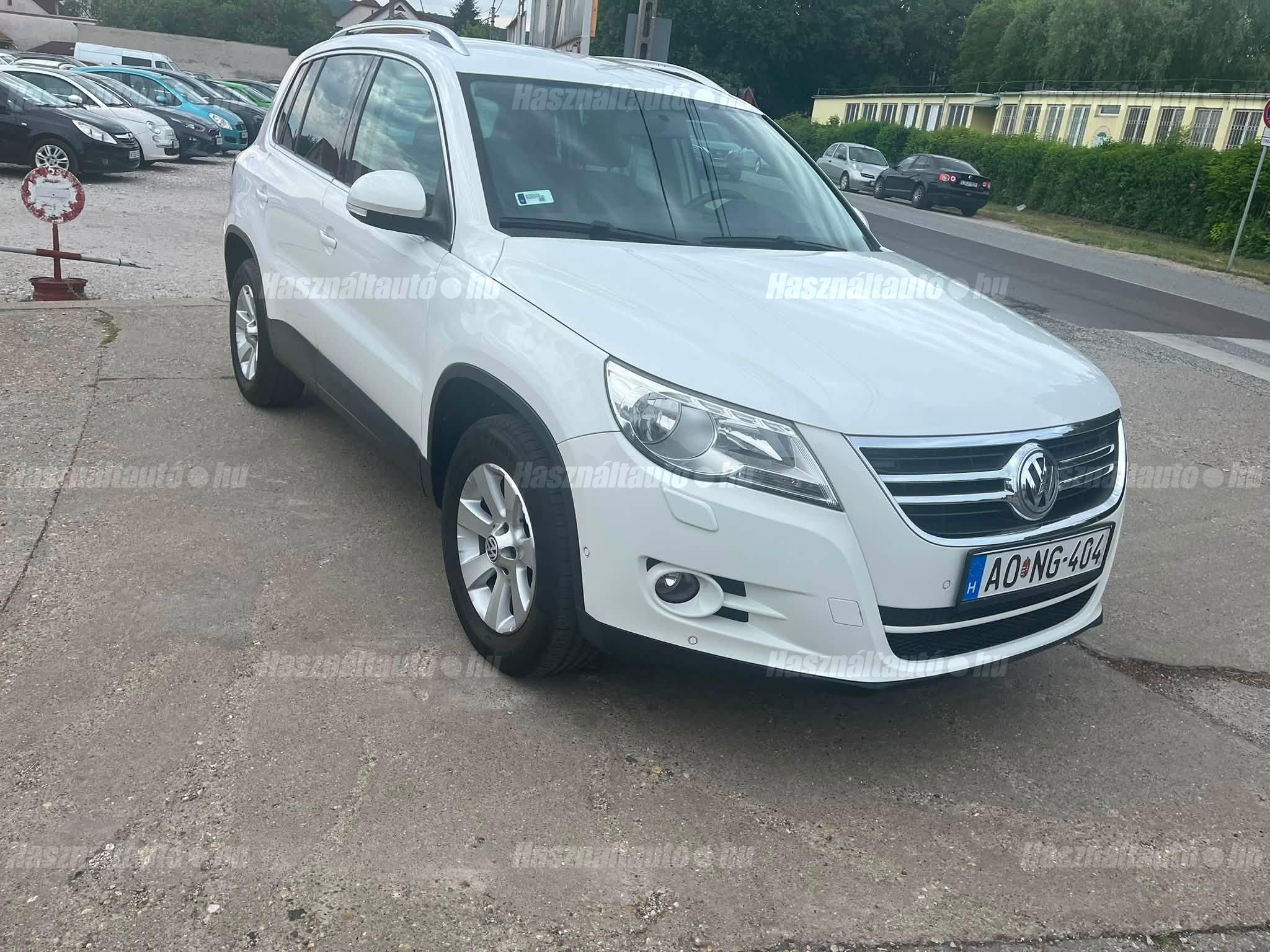 VOLKSWAGEN TIGUAN 2009/10 - 1