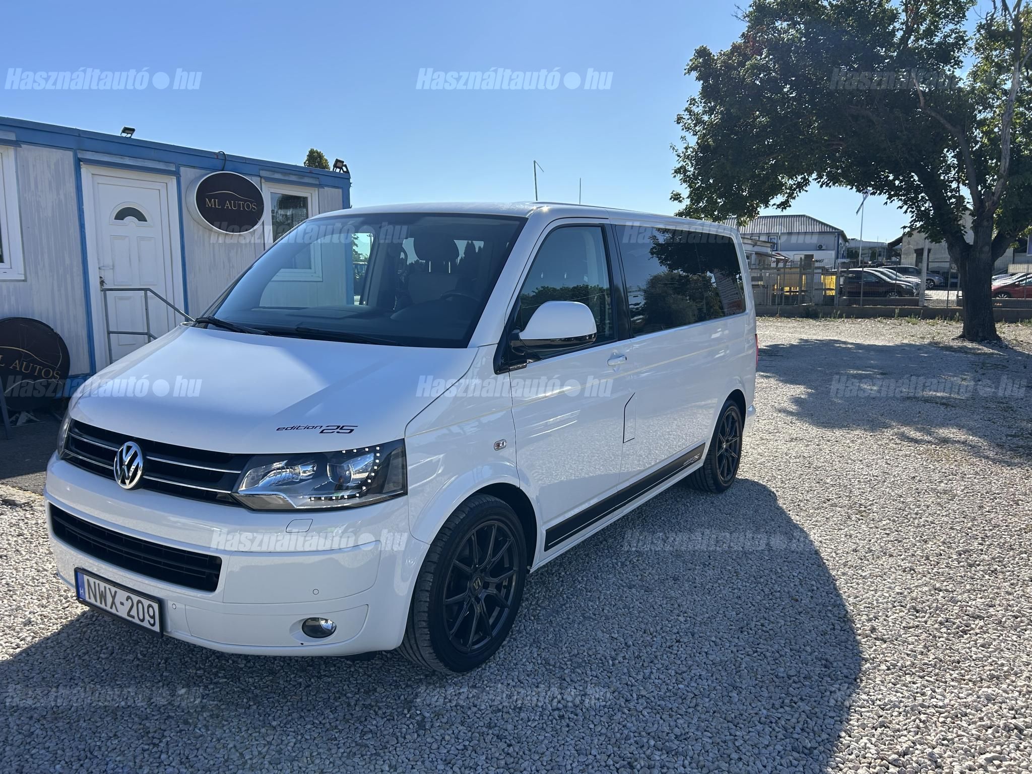 VOLKSWAGEN MULTIVAN 2014/3 - 1