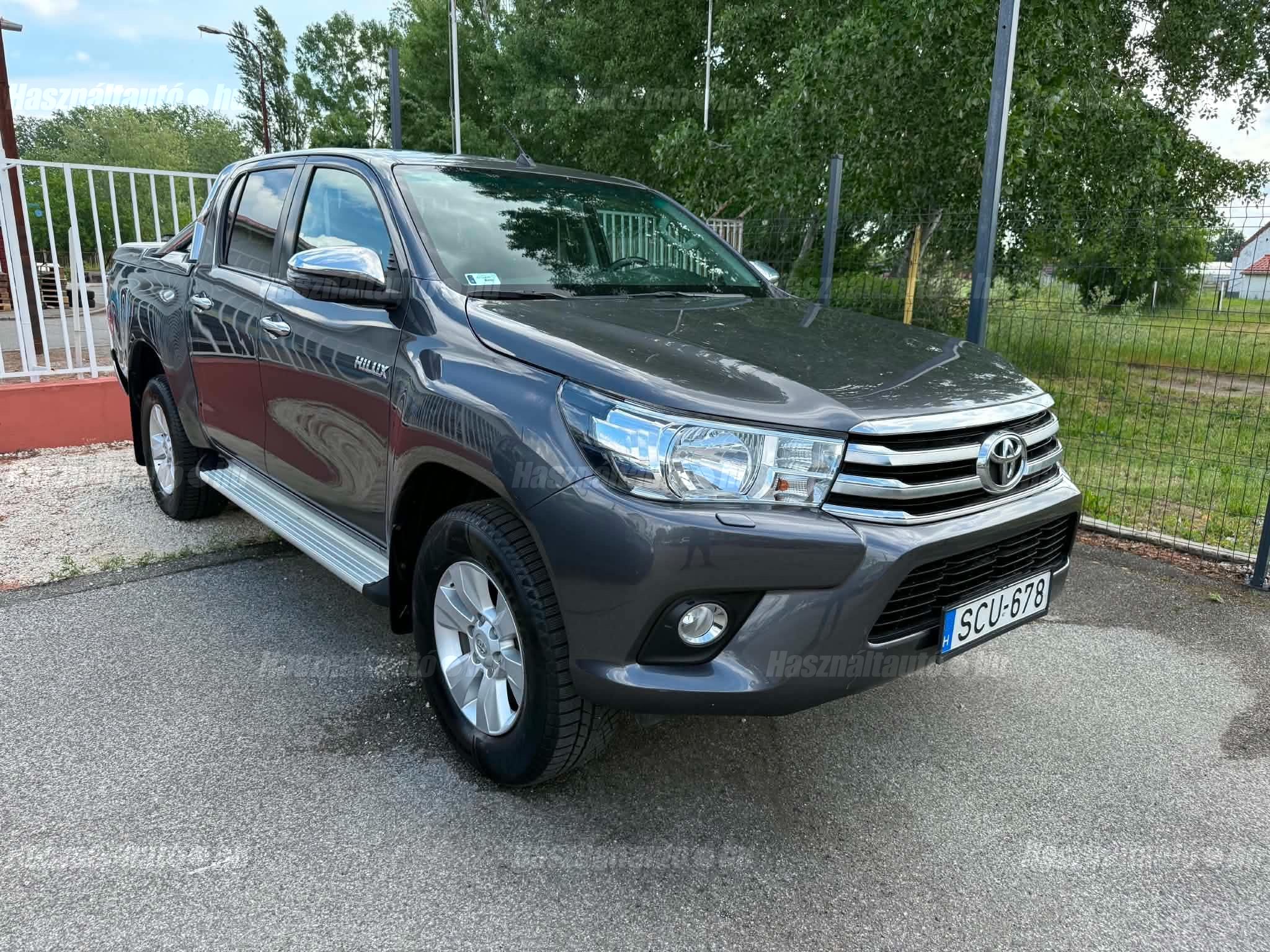 TOYOTA HILUX 2020/4 - 1