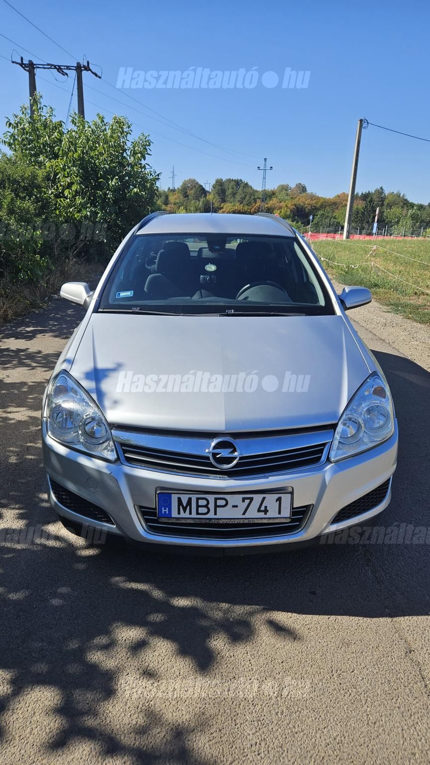 OPEL ASTRA H 2008/12 - 1