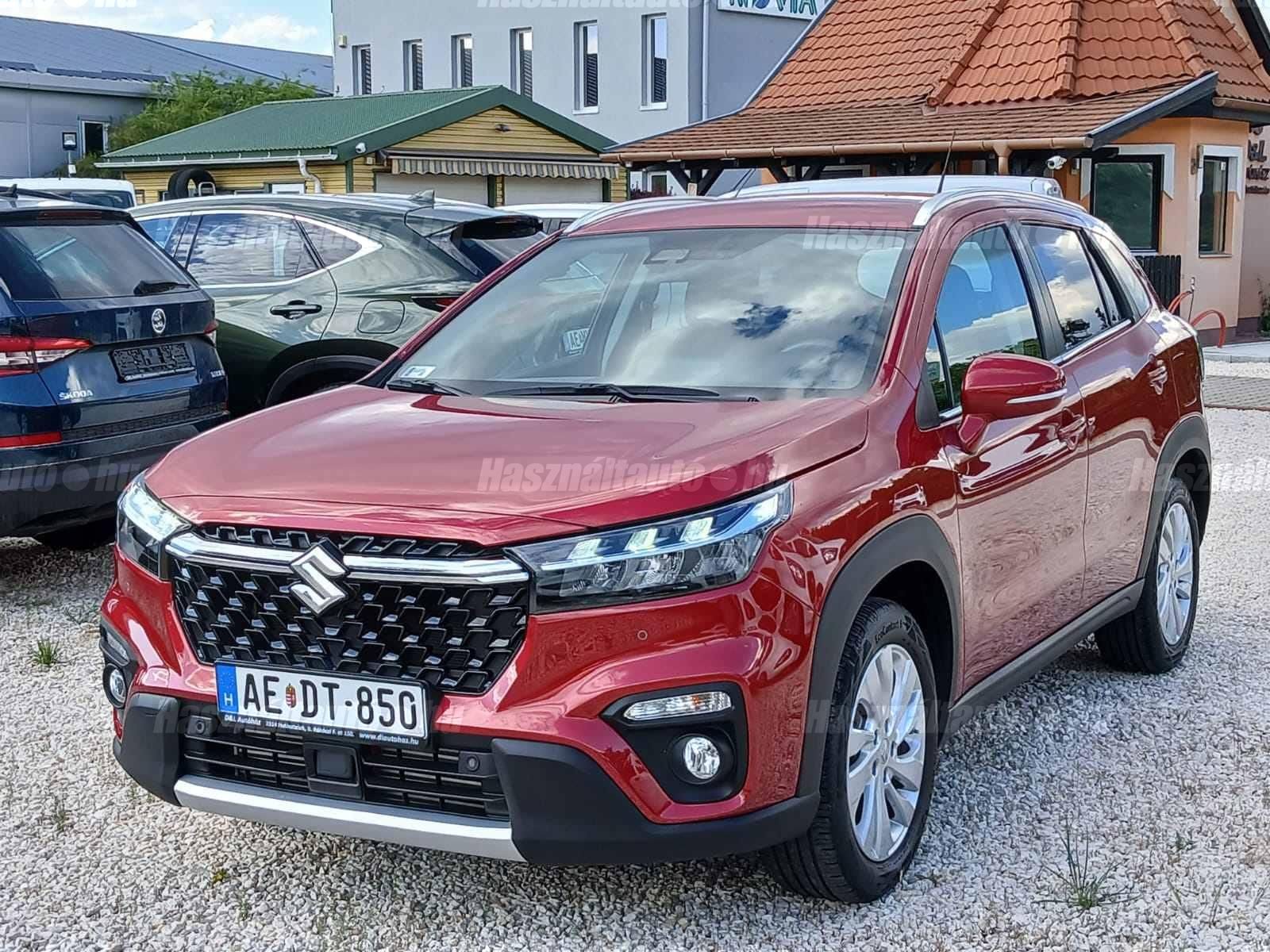 SUZUKI S-CROSS 2023/8 - 1