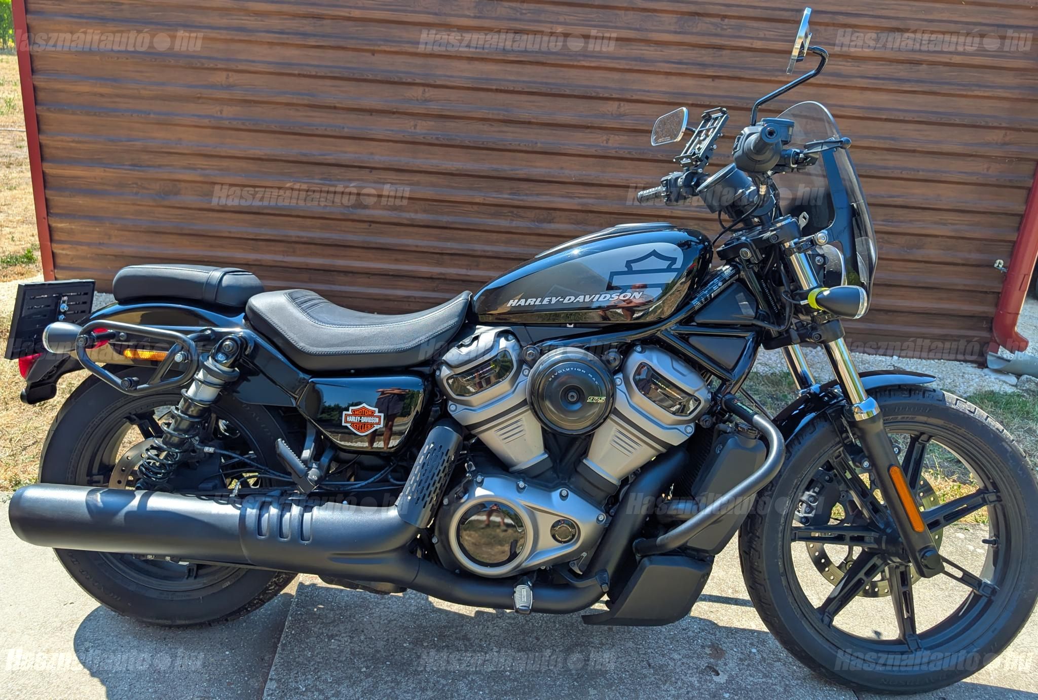 HARLEY-DAVIDSON NIGHTSTER 2022/9 - 1