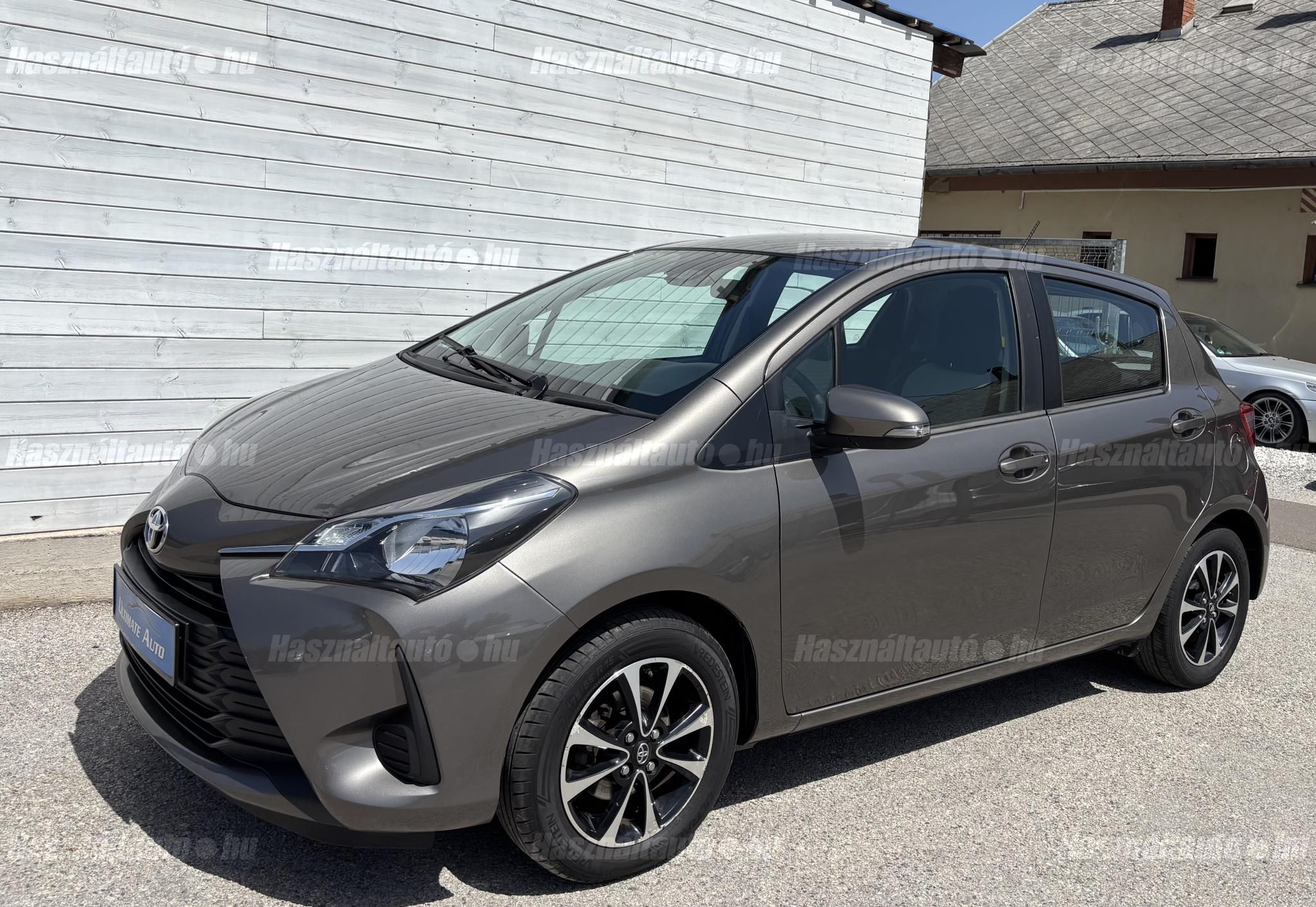 TOYOTA YARIS 2020/11 - 1