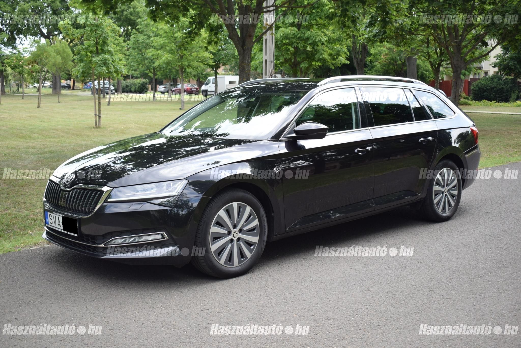 SKODA SUPERB 2022 - 1