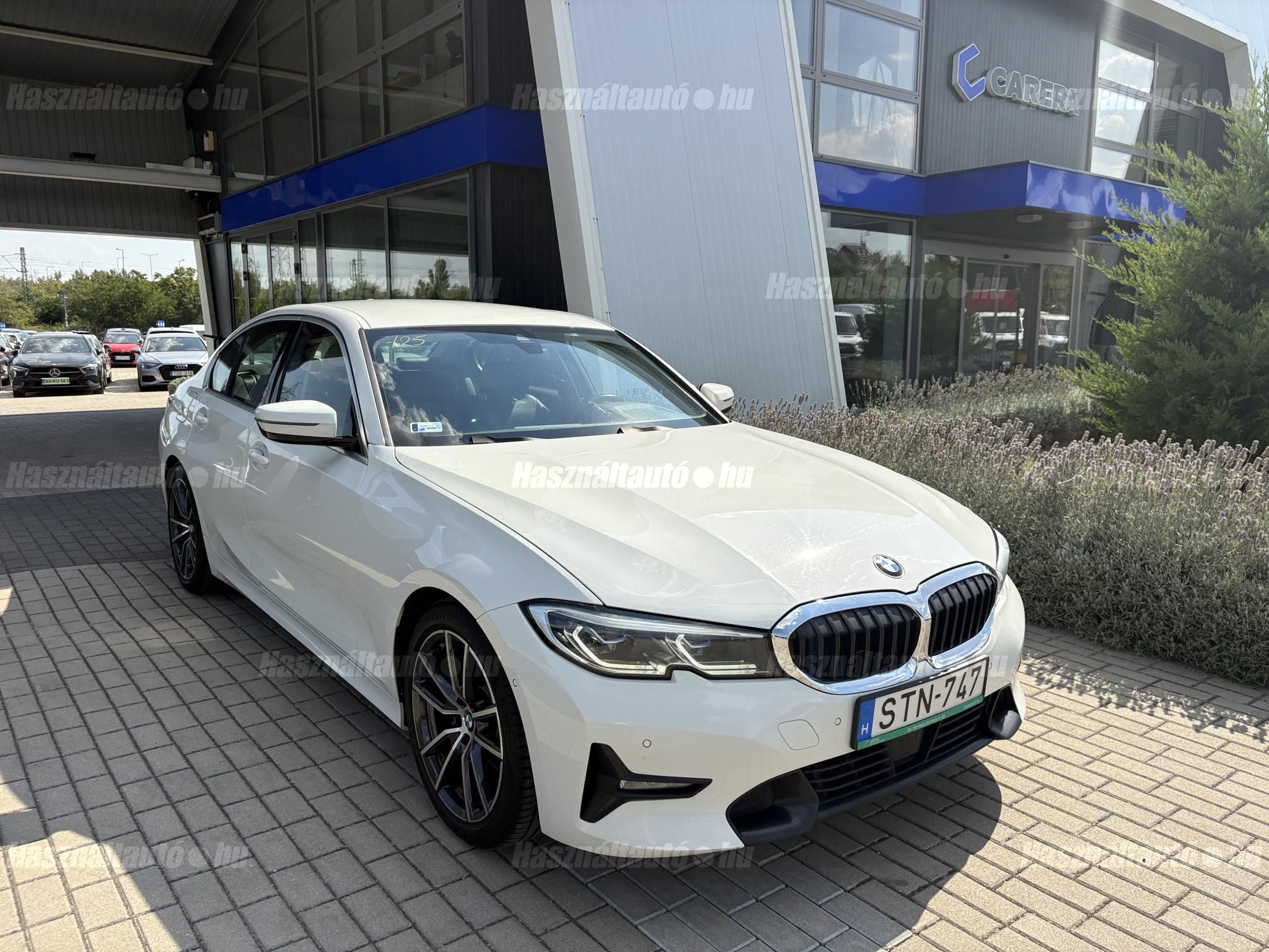 BMW 320 2021/6 - 1