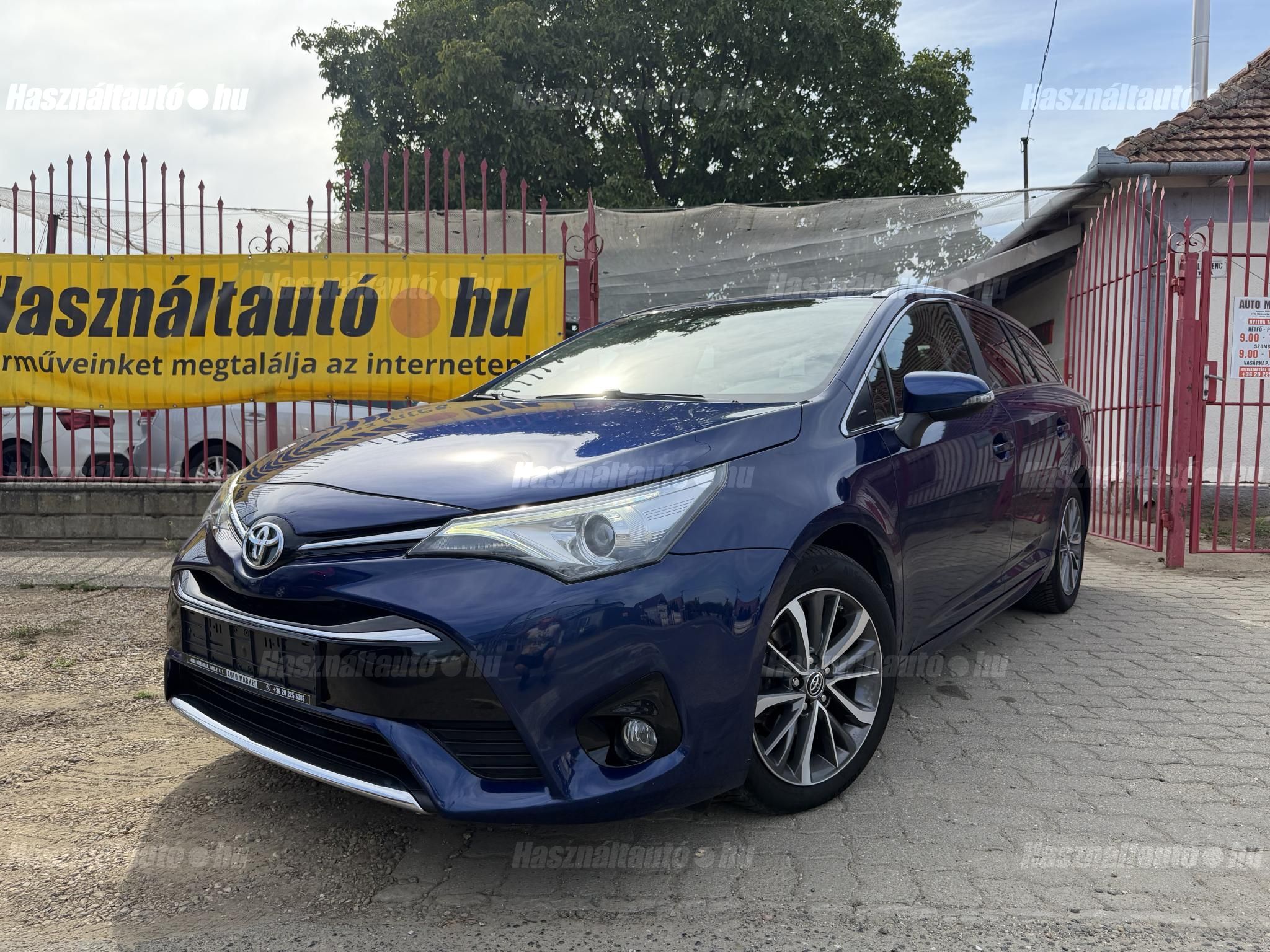 TOYOTA AVENSIS 2017/8 - 1