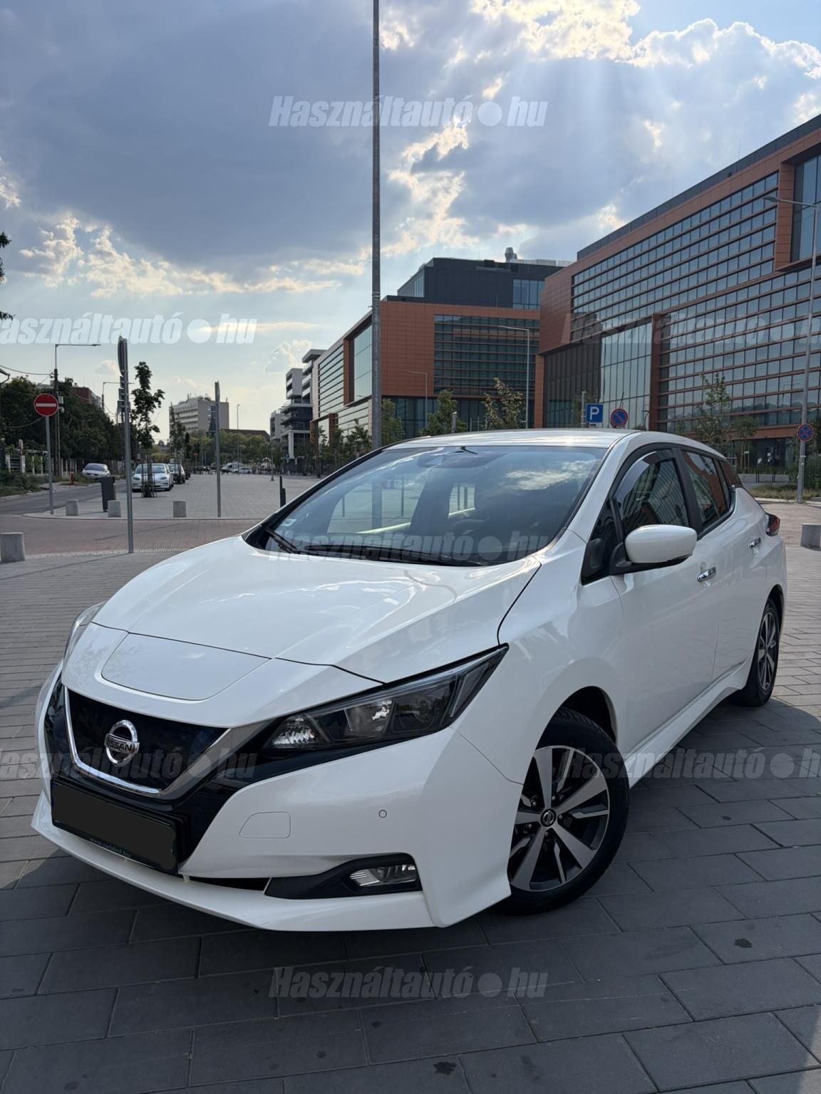NISSAN LEAF 2018/2 - 1