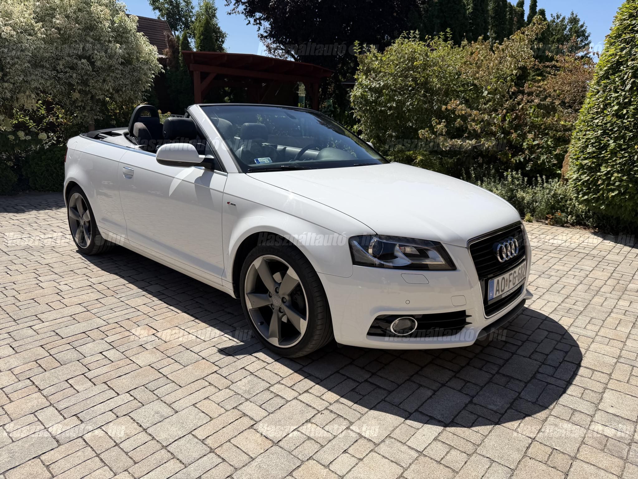 AUDI A3 CABRIO 2011/7 - 1