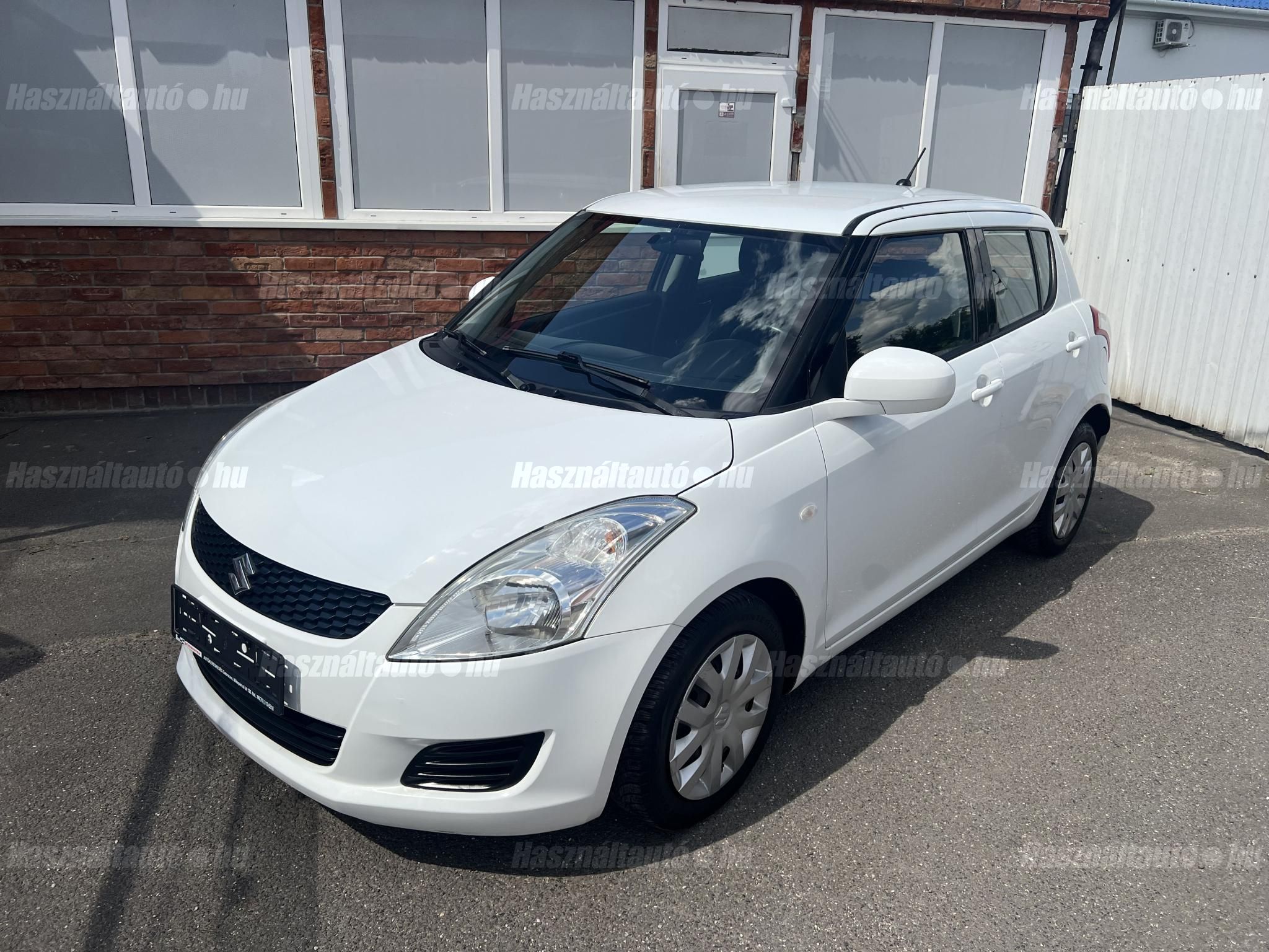 SUZUKI SWIFT 2011/6 - 1