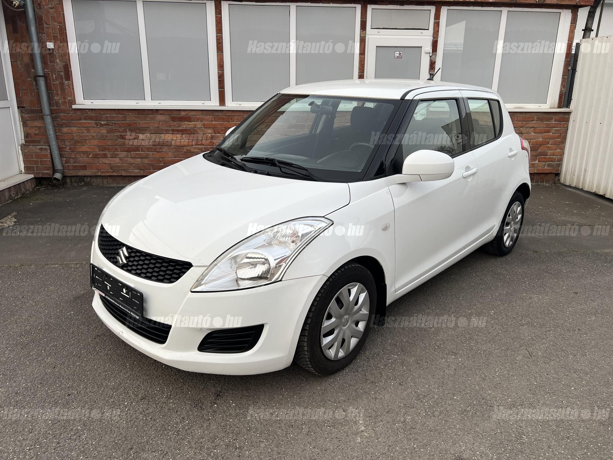 SUZUKI SWIFT 2012/6 - 1