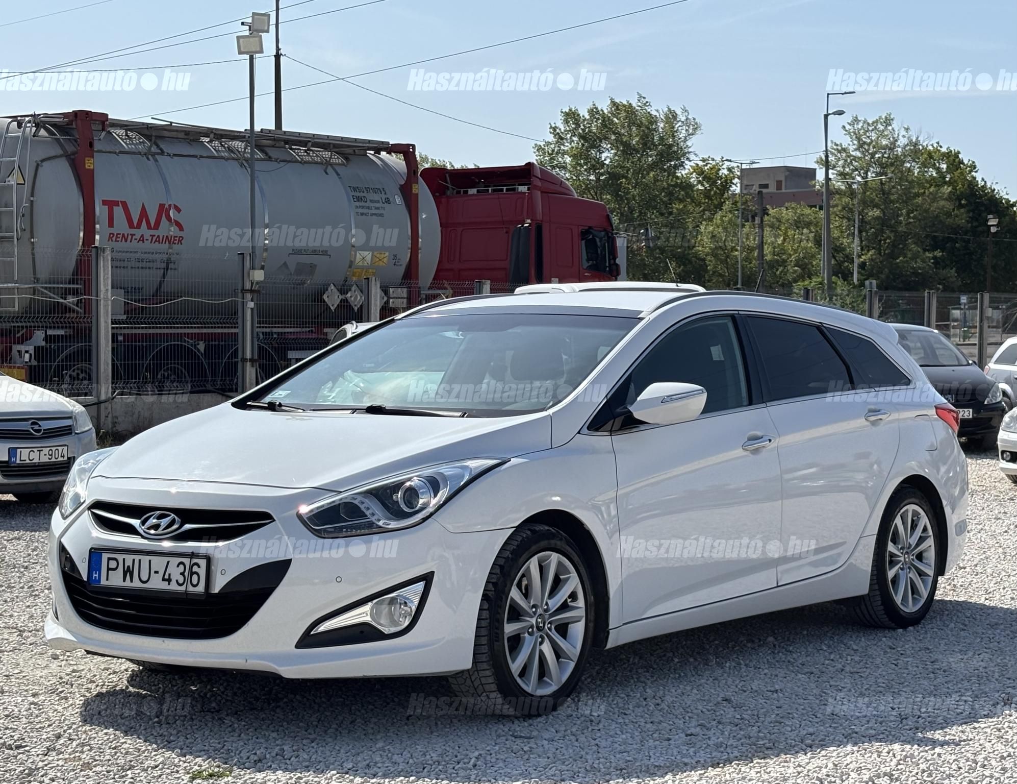 HYUNDAI I40 2012/6 - 1