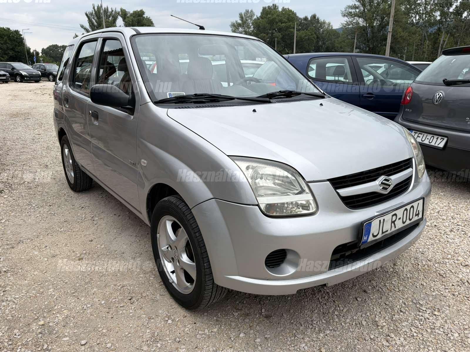 SUZUKI IGNIS 2004/5 - 1