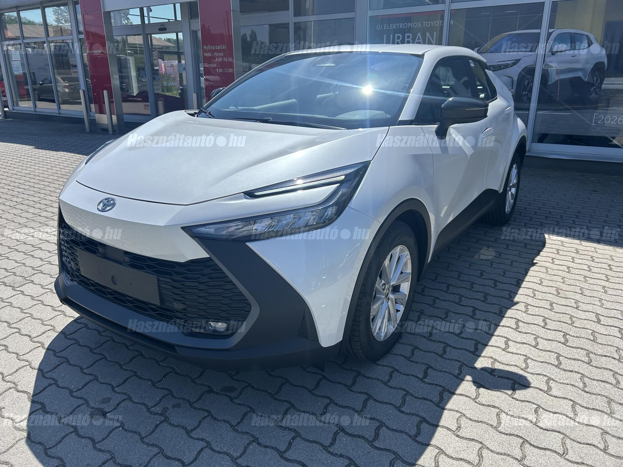 TOYOTA C-HR 2026 - 1