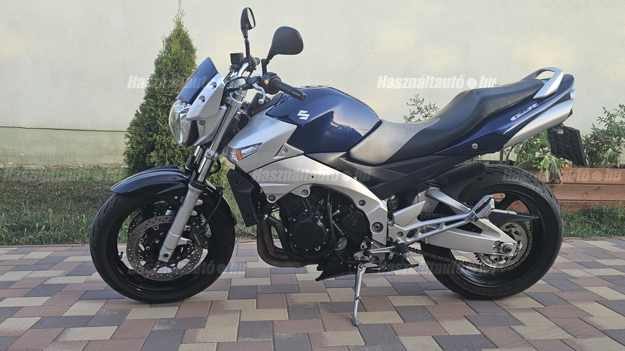 SUZUKI GSR 600 2006/5 - 1