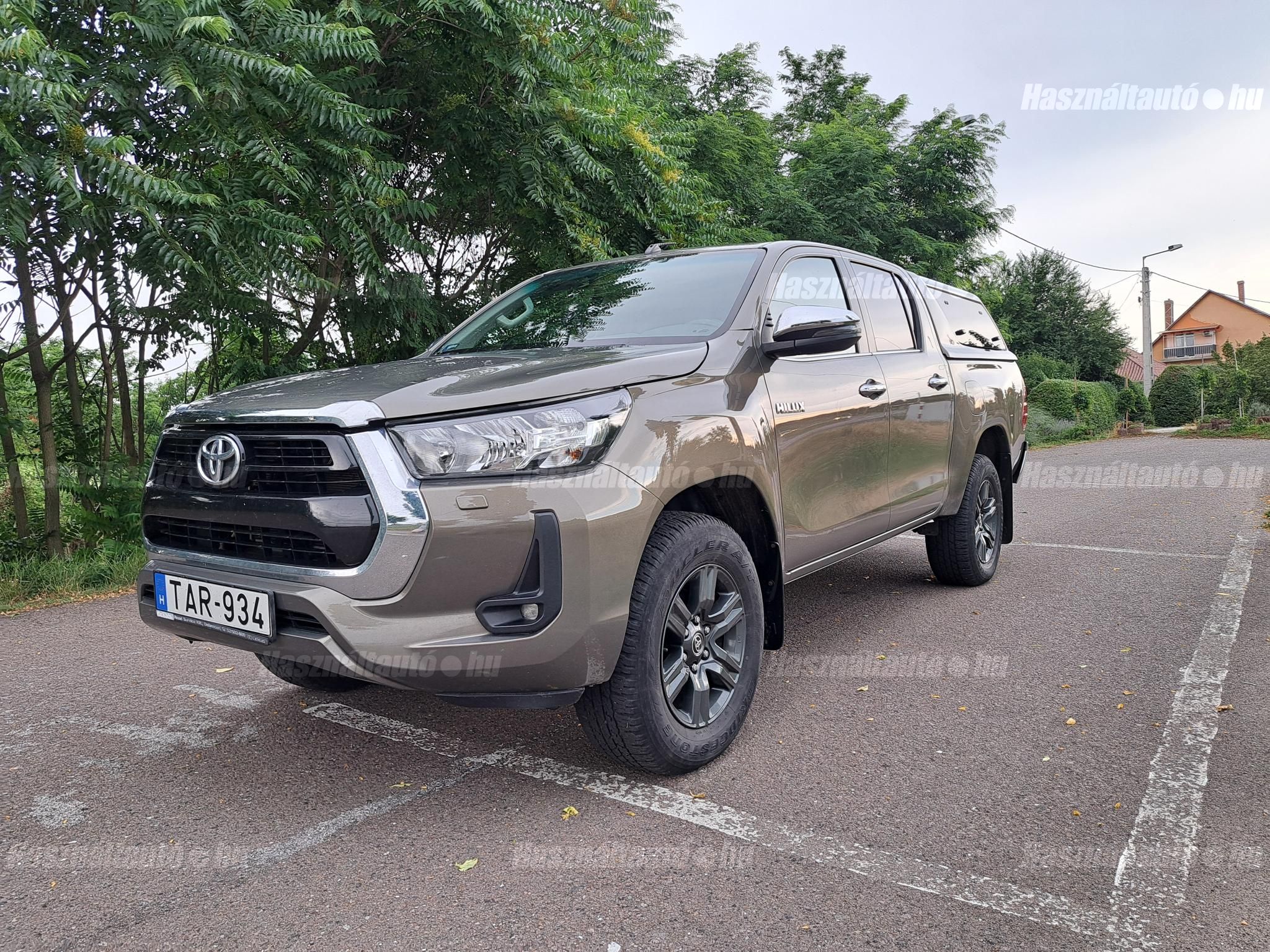 TOYOTA HILUX 2021/12 - 1