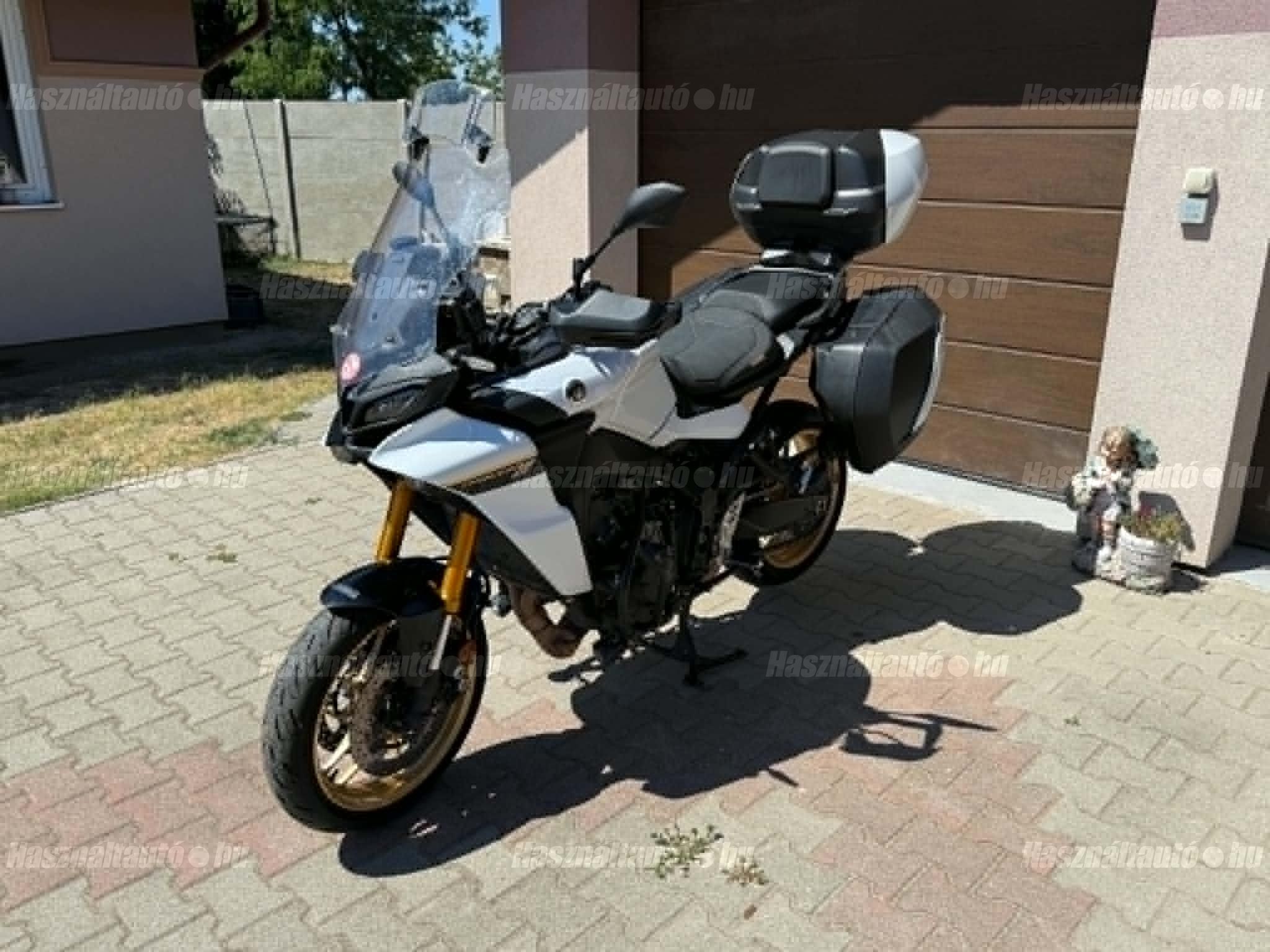 YAMAHA MT-09 TRACER 2023/4 - 1