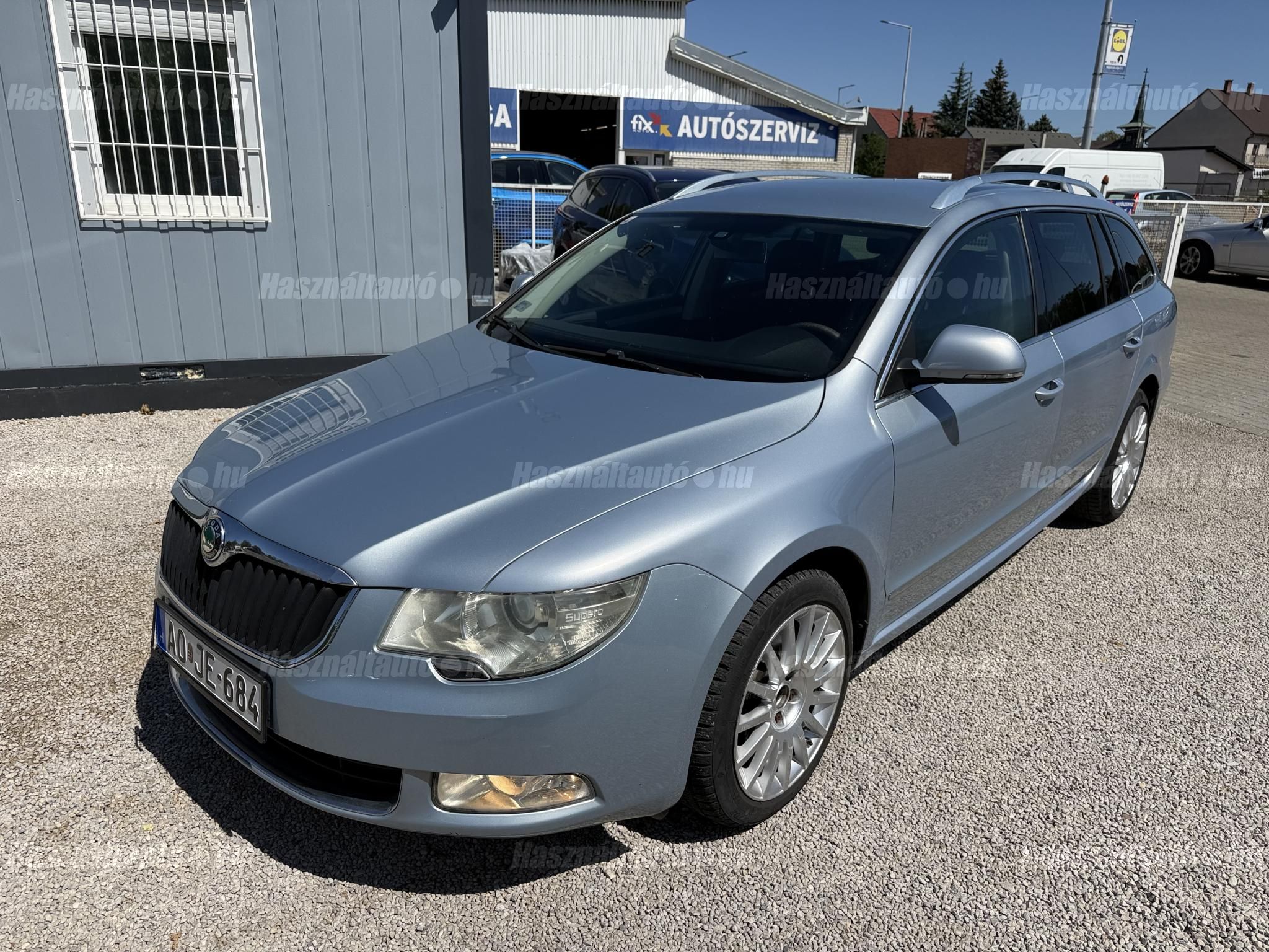 SKODA SUPERB 2010/2 - 1