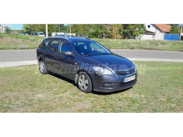KIA CEE'D 2012 - 1