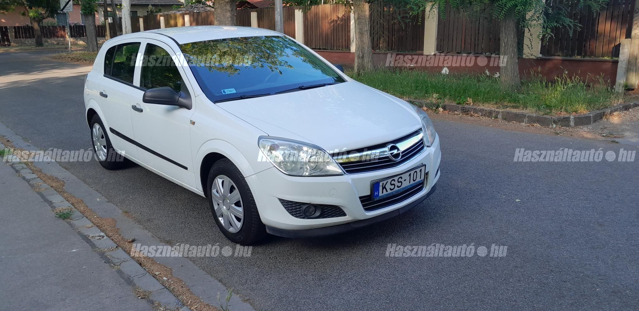 OPEL ASTRA H 2008 - 1