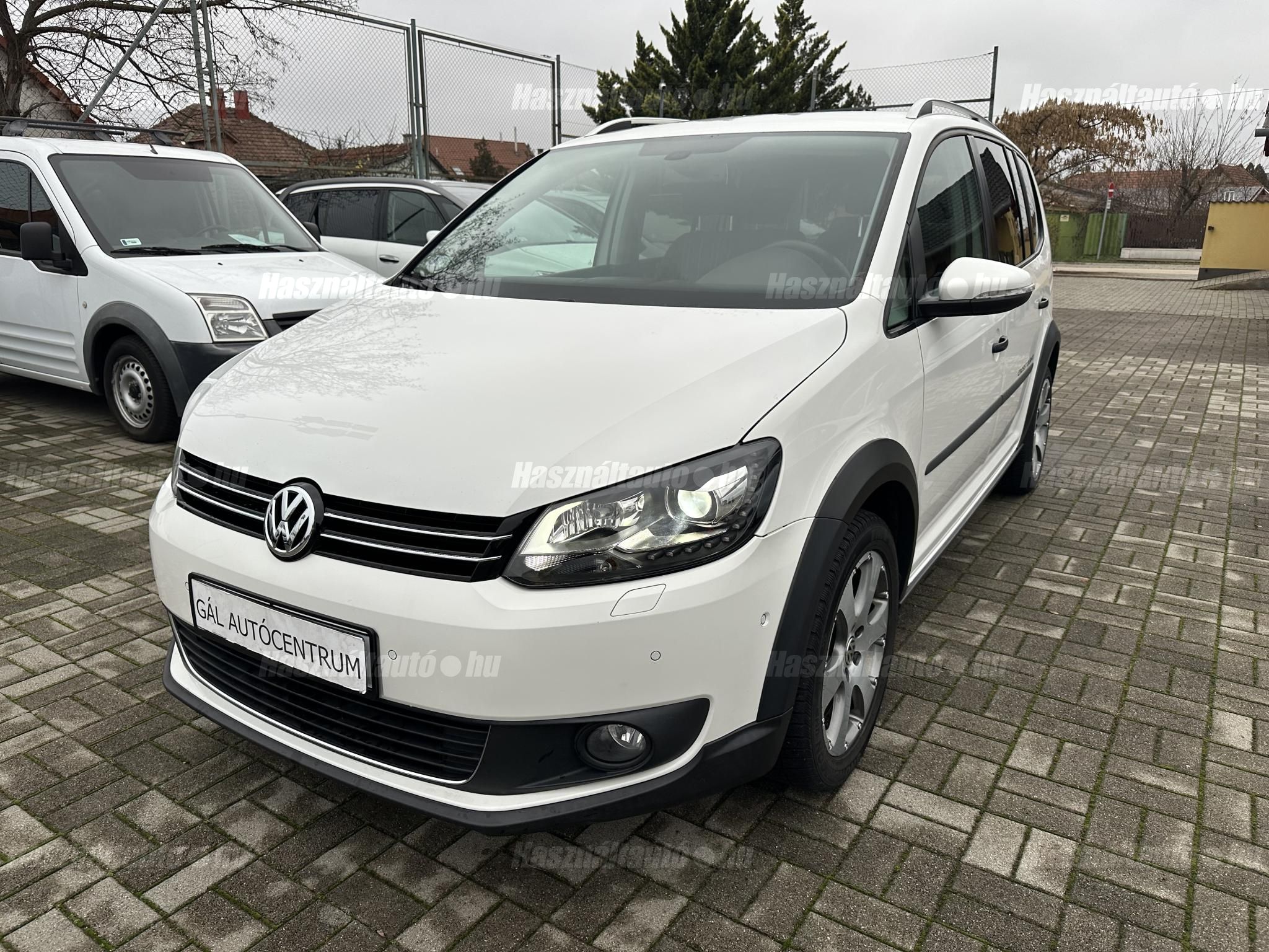 VOLKSWAGEN TOURAN 2012/2 - 1