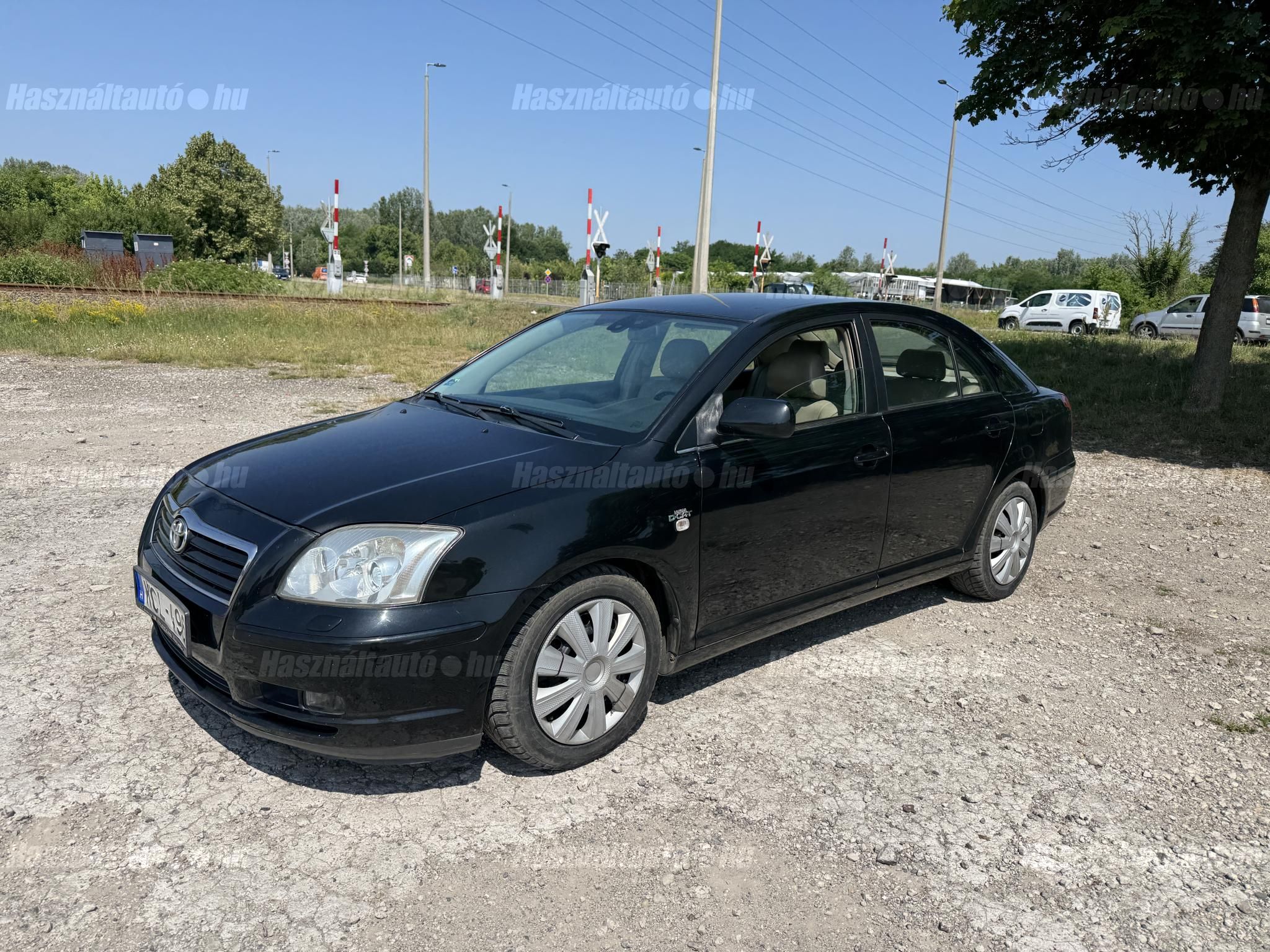 TOYOTA AVENSIS 2006/2 - 1